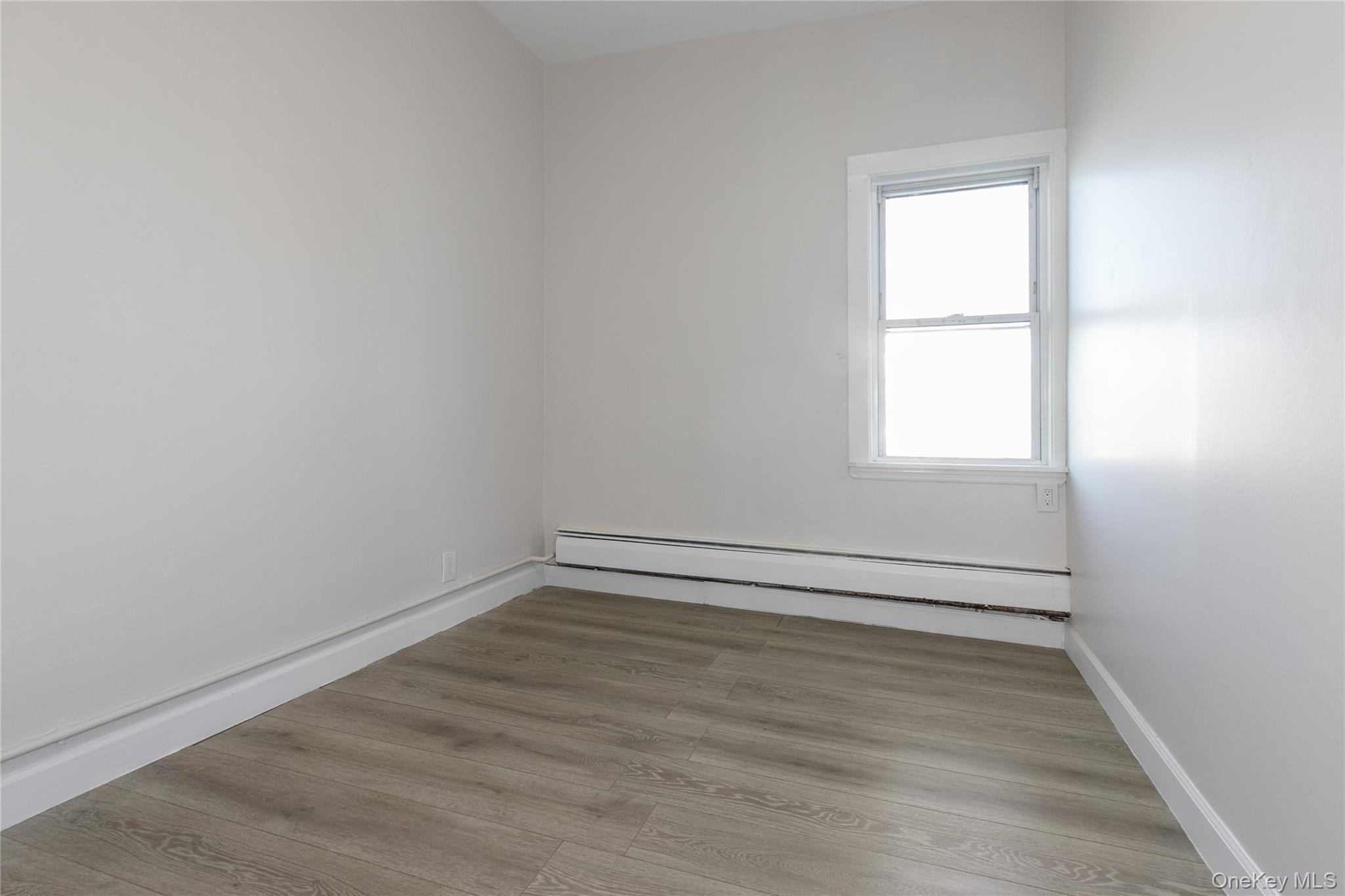 Single Family 58th  Queens, NY 11378, MLS-919629-27