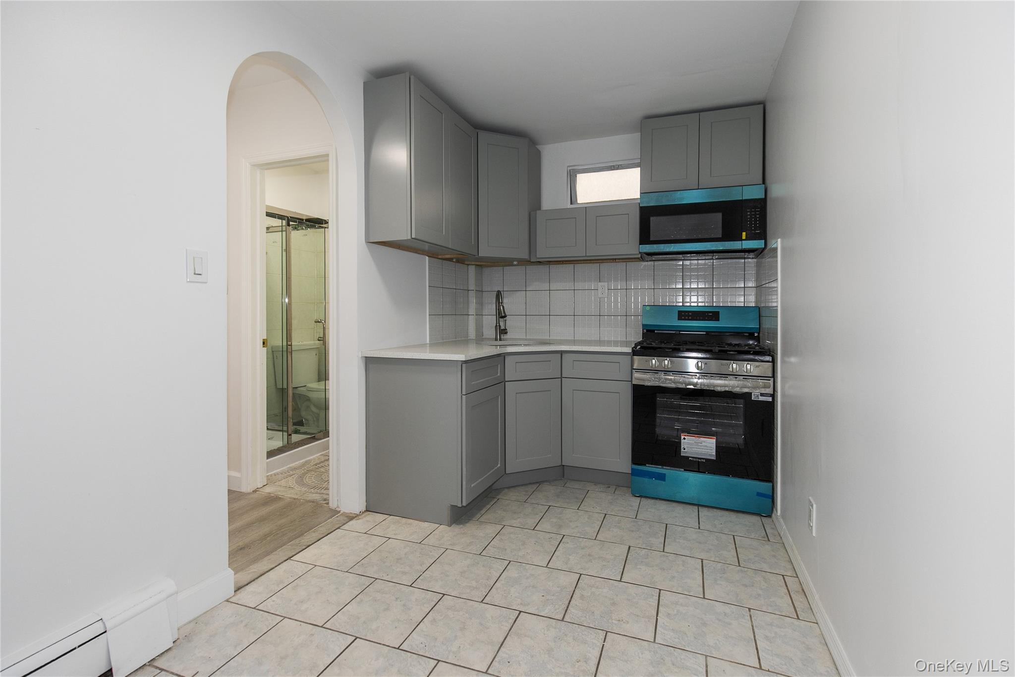 Single Family 58th  Queens, NY 11378, MLS-919629-8