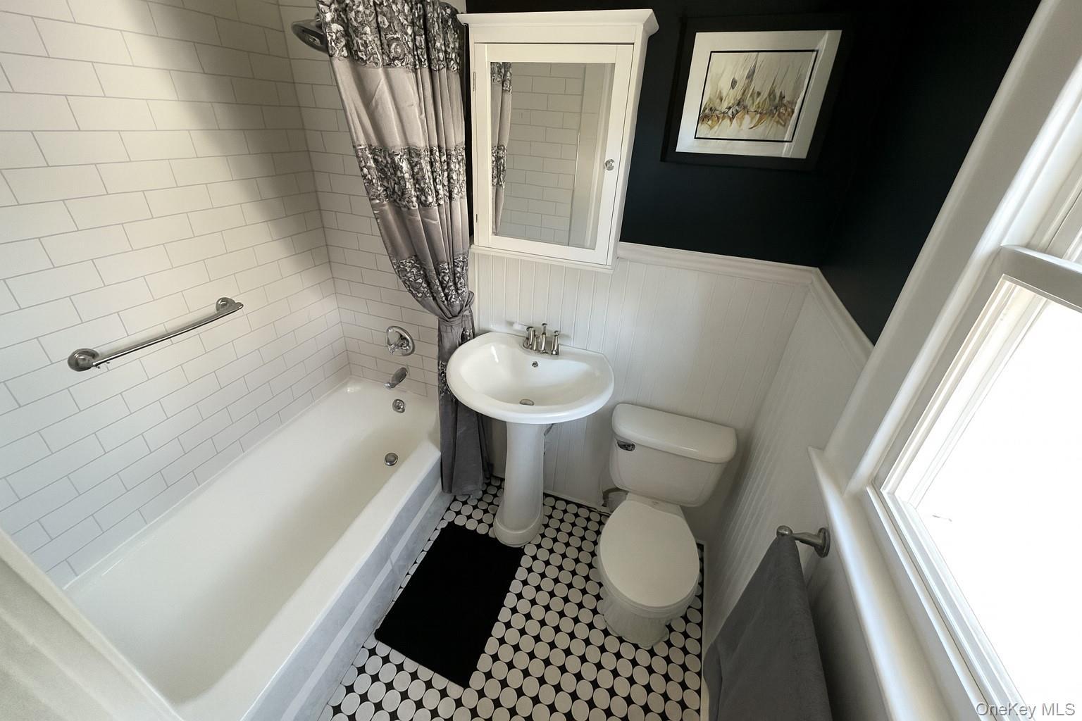 Single Family Howell Nassau County, NY 11710, MLS-919633-10