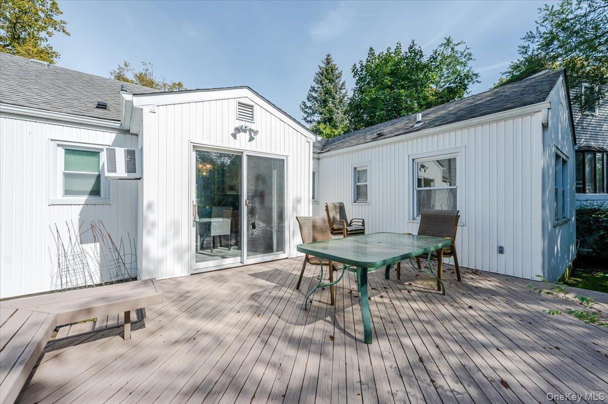 Single Family Knight  Nassau County, NY 11572, MLS-919665-18