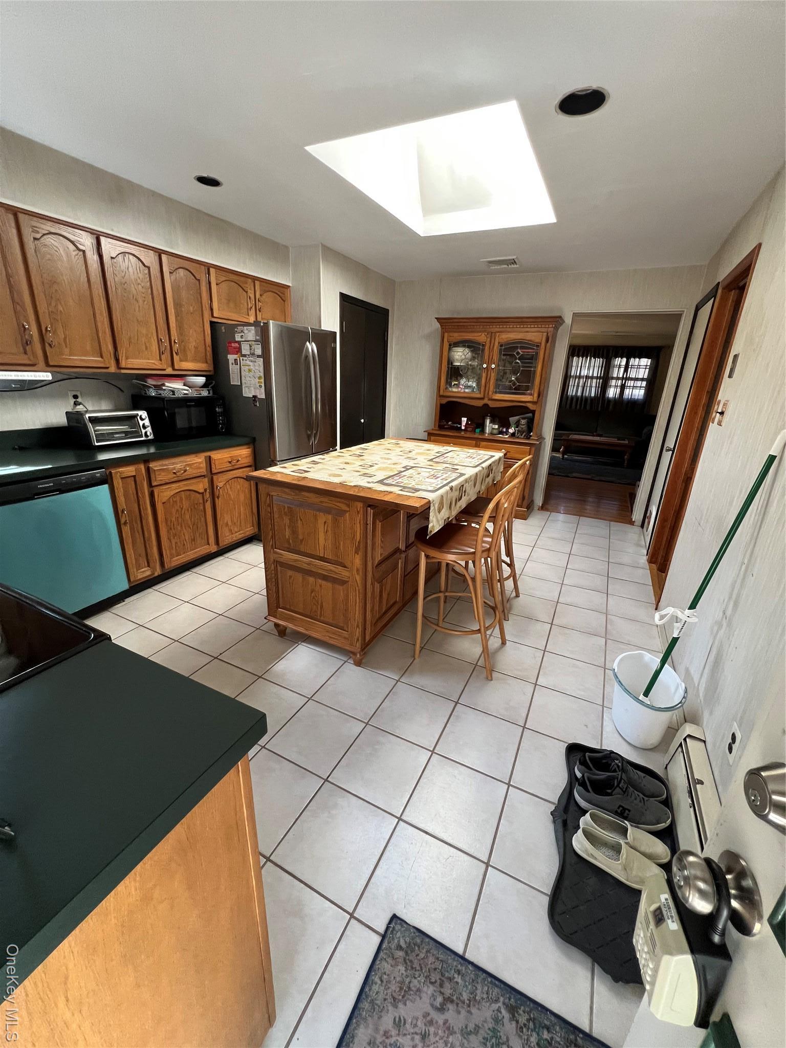 Single Family Hudson Suffolk County, NY 11755, MLS-919668-11