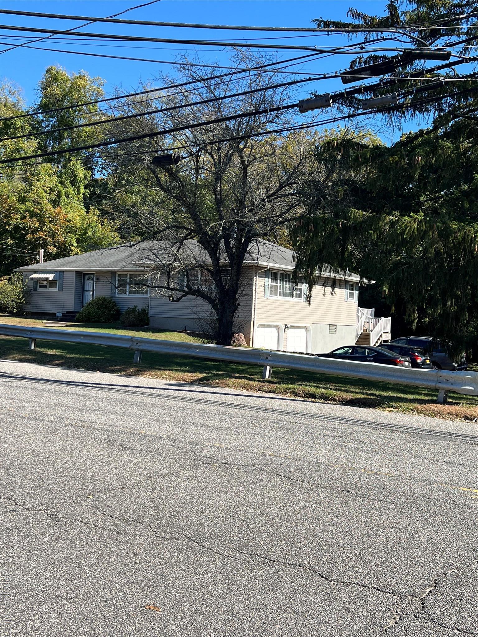 Single Family Hudson Suffolk County, NY 11755, MLS-919668-2