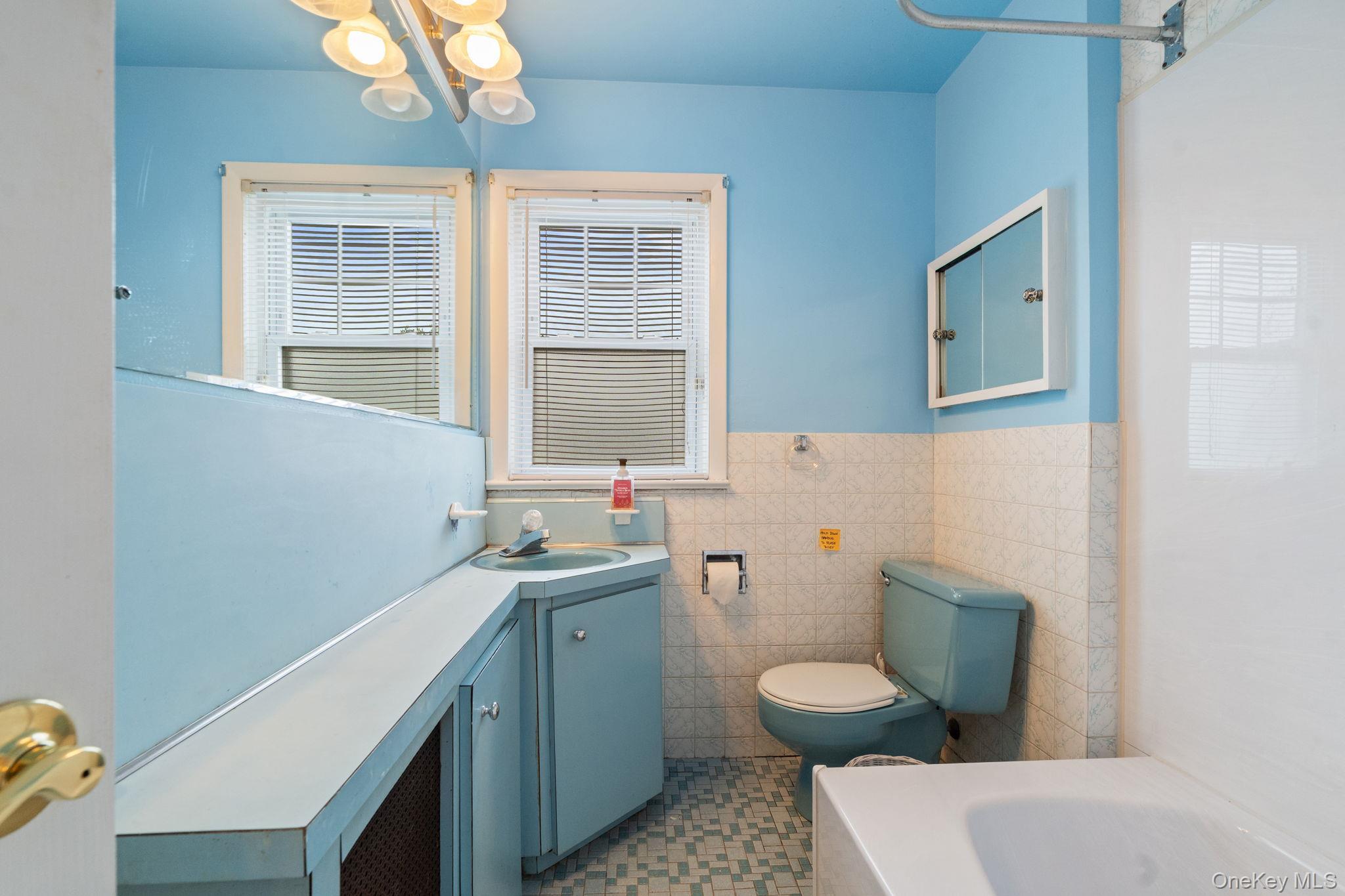 Single Family 169 Queens, NY 11358, MLS-919672-22