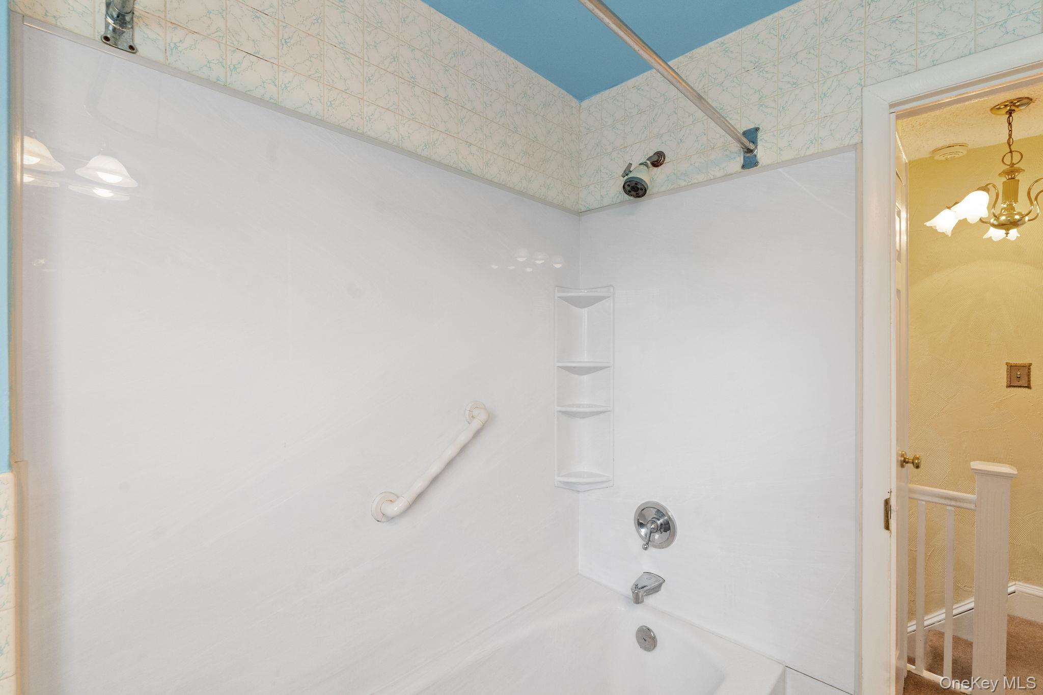 Single Family 169 Queens, NY 11358, MLS-919672-23