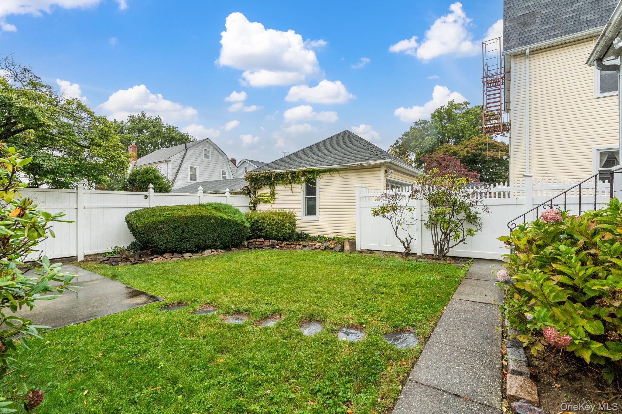 Single Family 169 Queens, NY 11358, MLS-919672-27