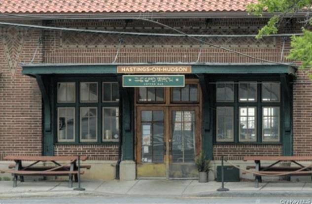 Single Family Branford  Westchester County, NY 10706, MLS-919680-16