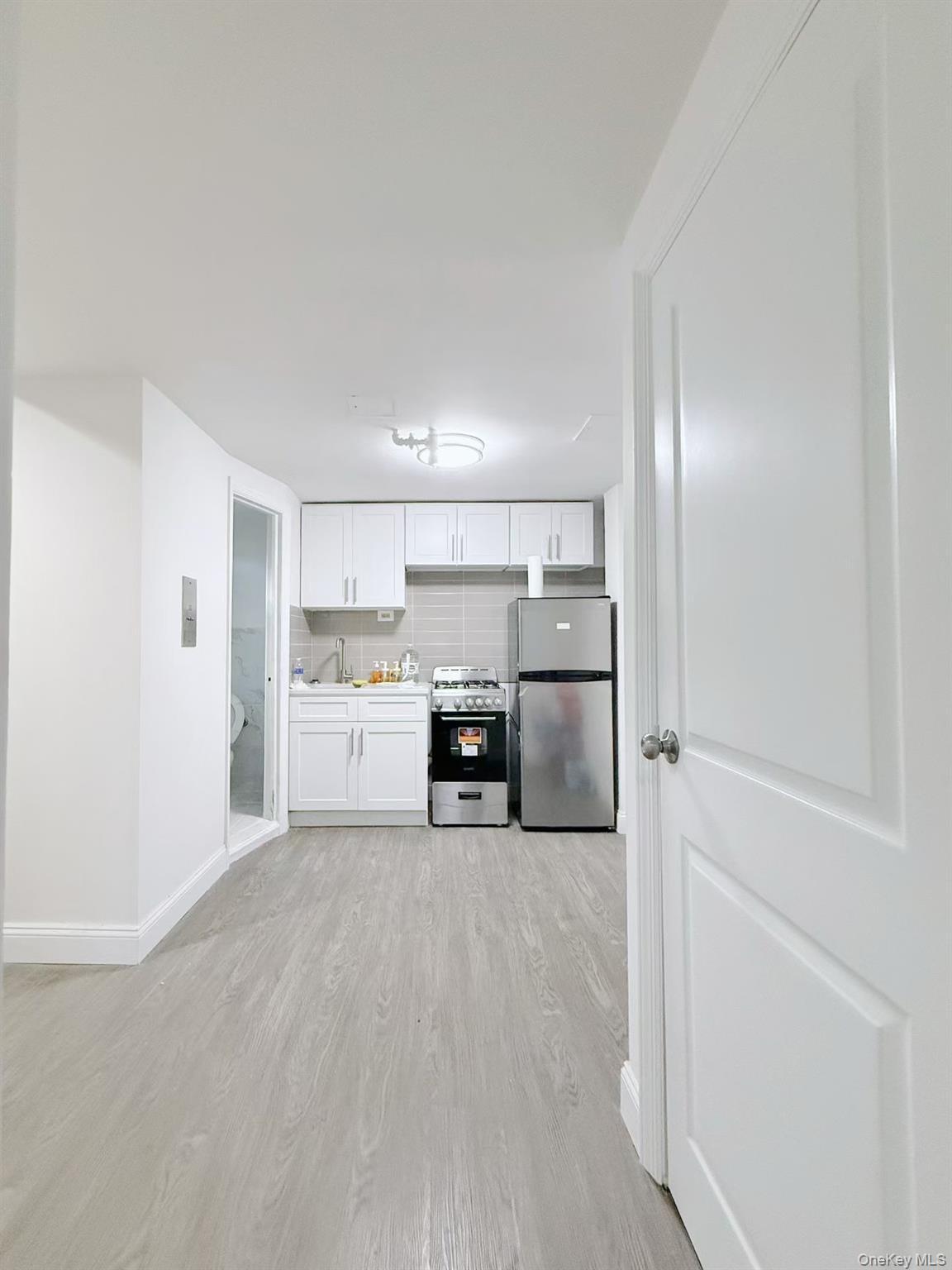 Coop Northern  Queens, NY 11354, MLS-919691-4