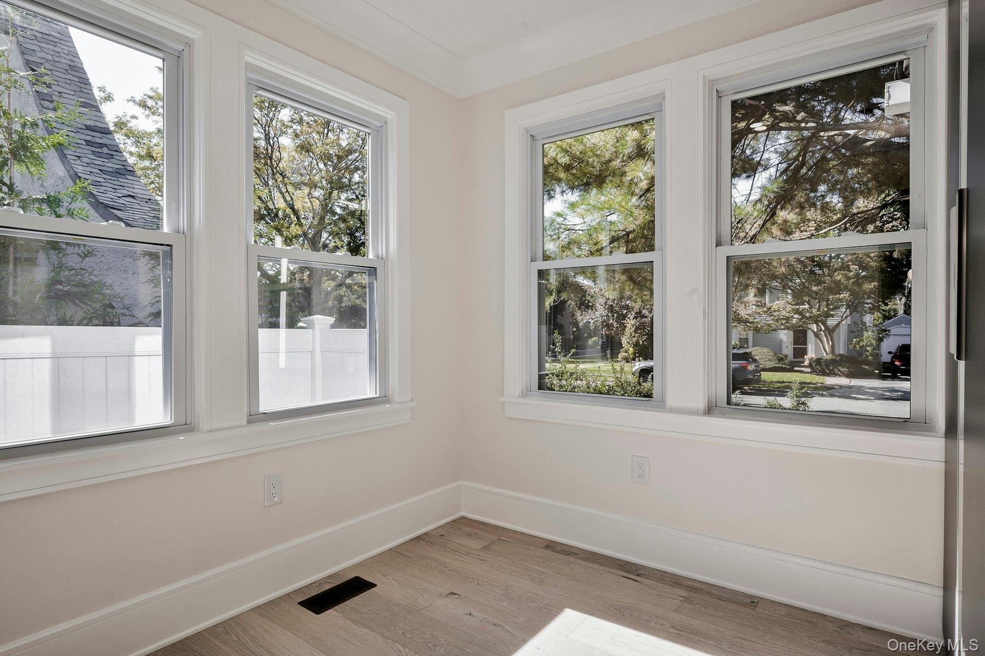 Single Family Long Nassau County, NY 11550, MLS-919692-14