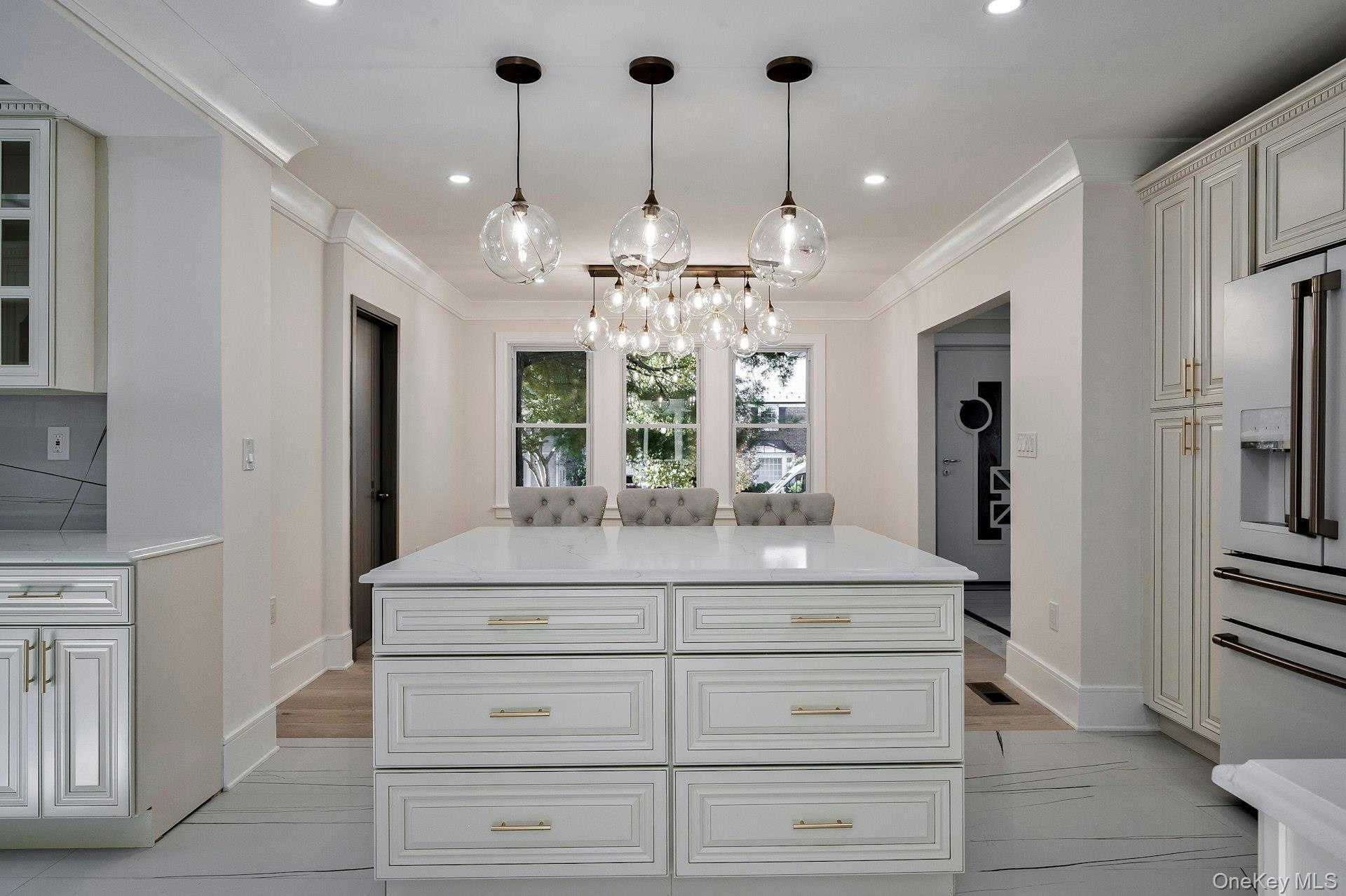 Single Family Long Nassau County, NY 11550, MLS-919692-18