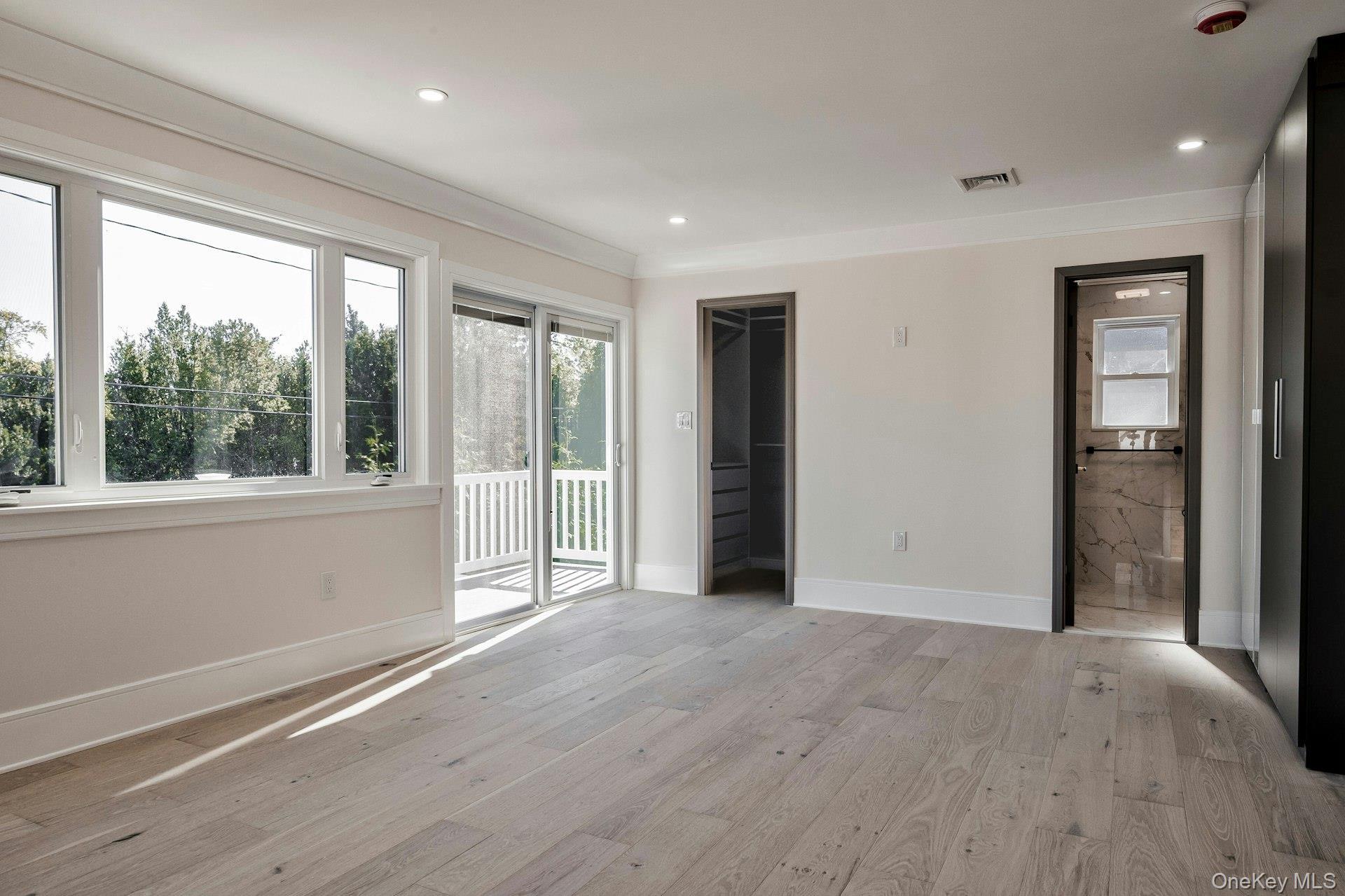 Single Family Long Nassau County, NY 11550, MLS-919692-26