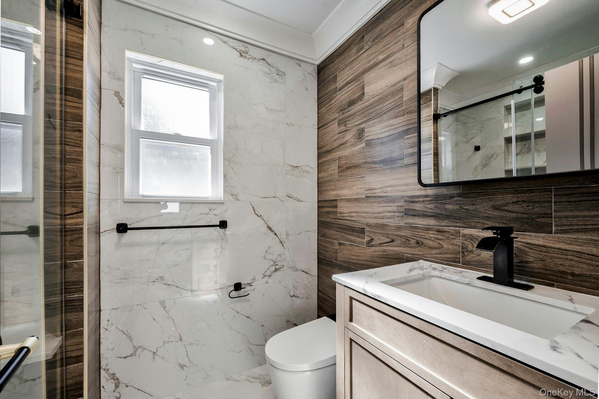 Single Family Long Nassau County, NY 11550, MLS-919692-28