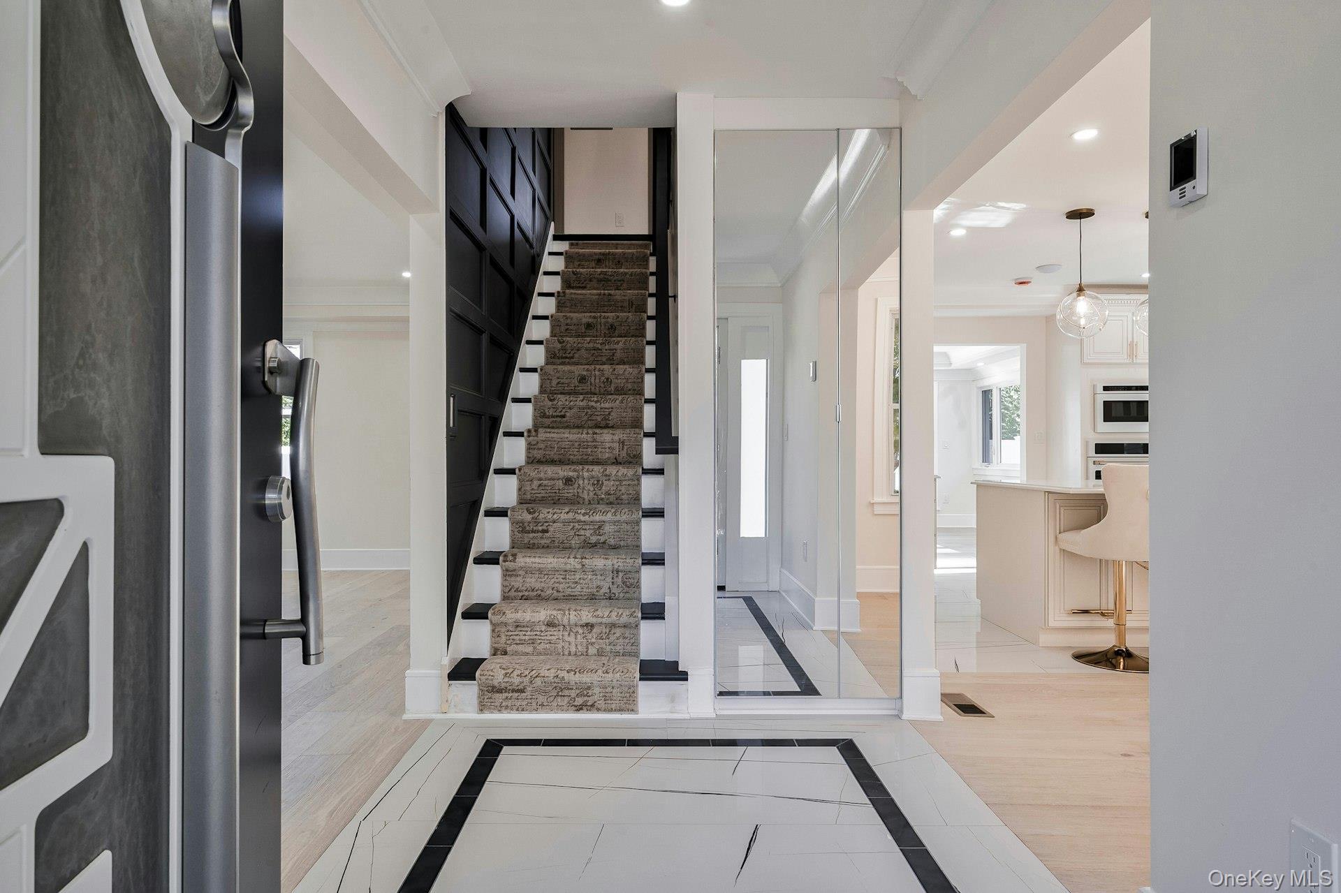 Single Family Long Nassau County, NY 11550, MLS-919692-7