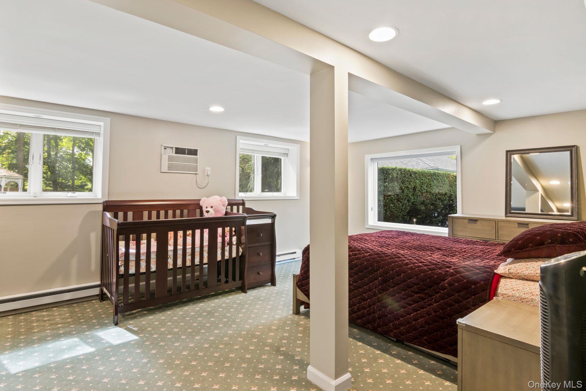 Single Family Bluebird Suffolk County, NY 11743, MLS-919701-16