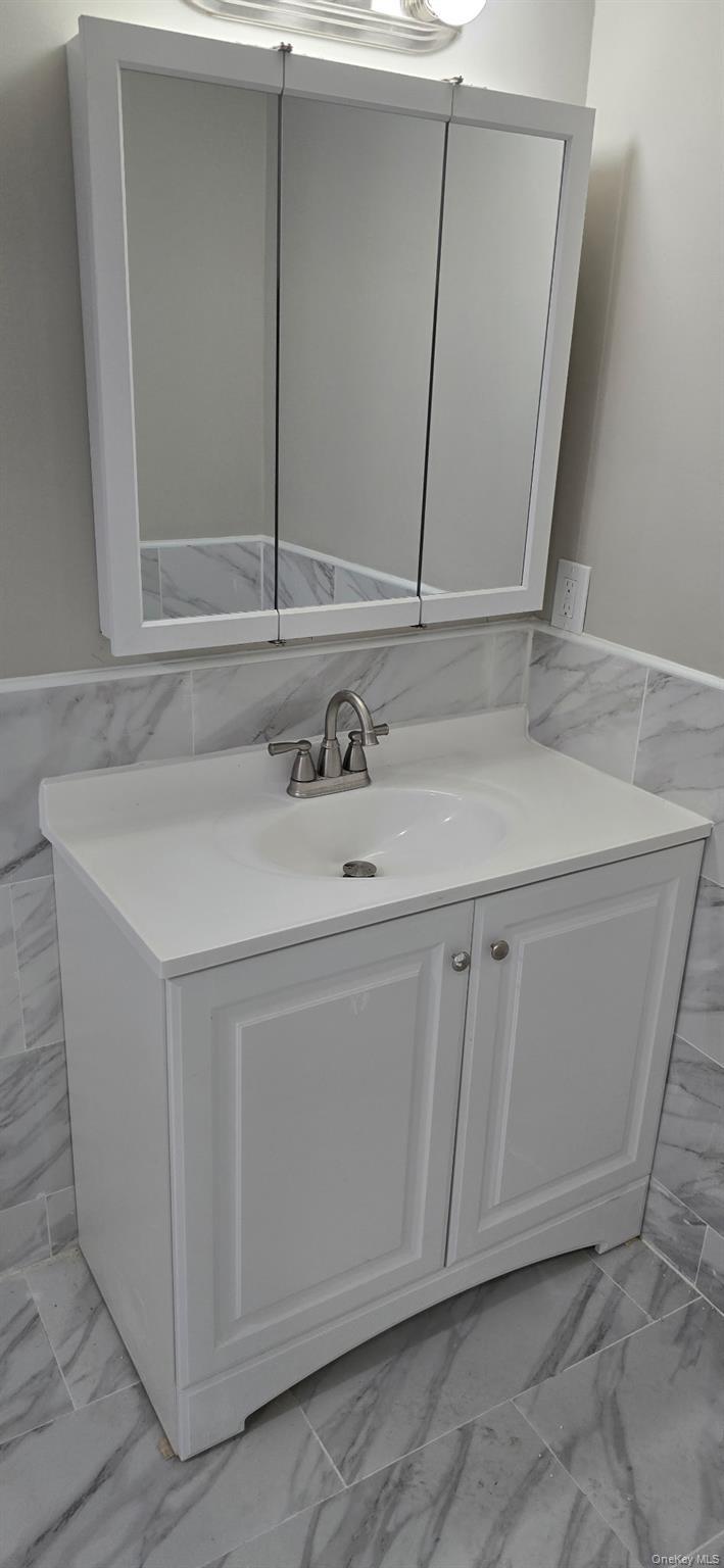 Single Family Race  Suffolk County, NY 11763, MLS-919702-11