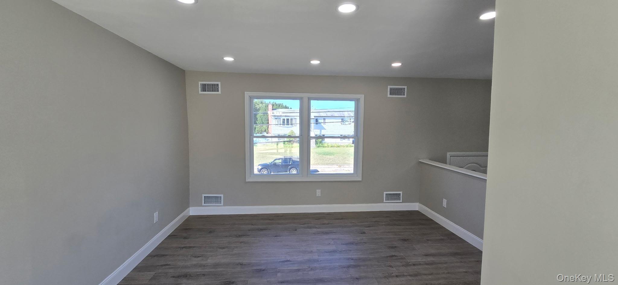 Single Family Race  Suffolk County, NY 11763, MLS-919702-7