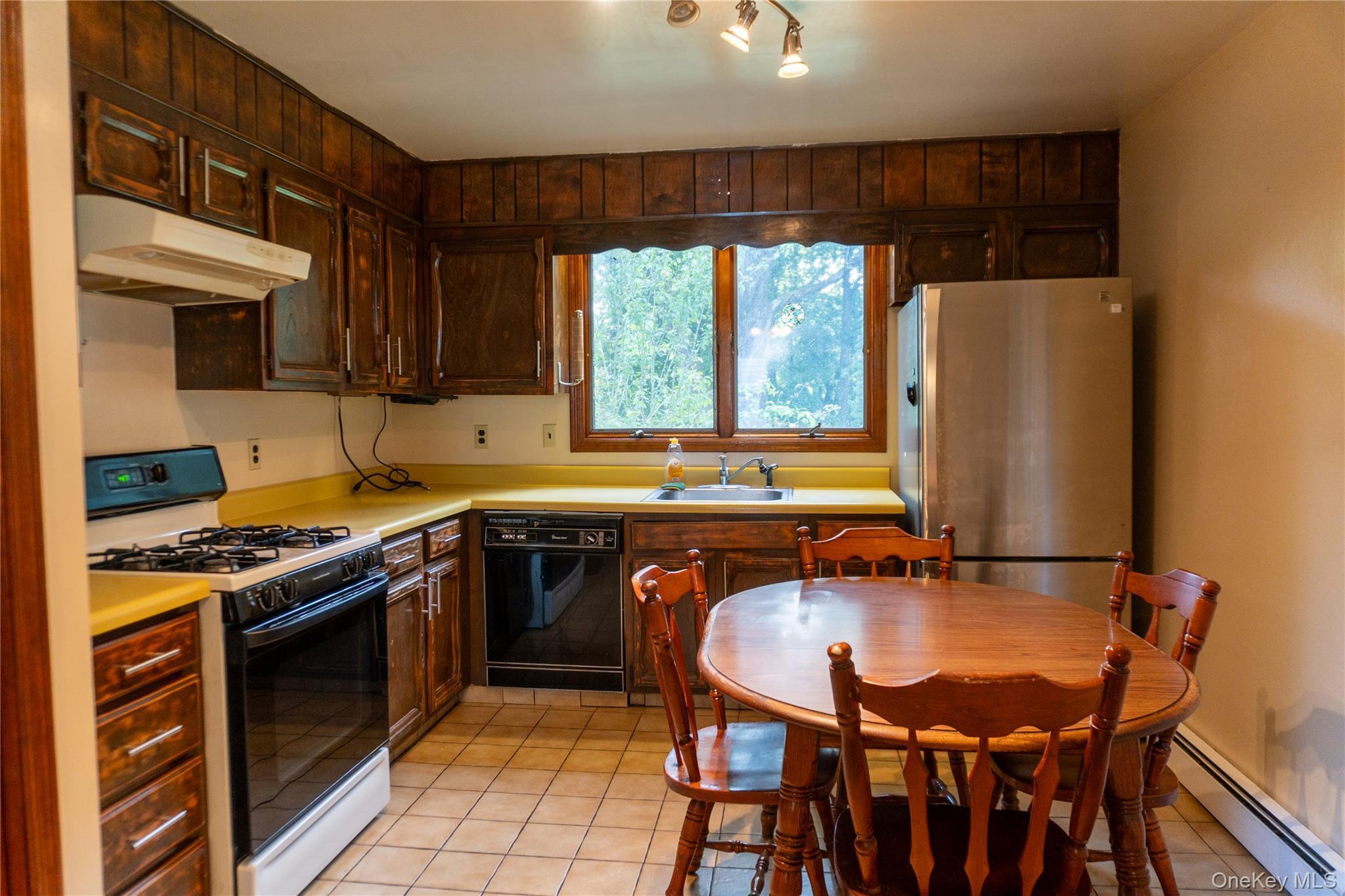 Single Family Crescent Hill Westchester County, NY 10567, MLS-919712-8