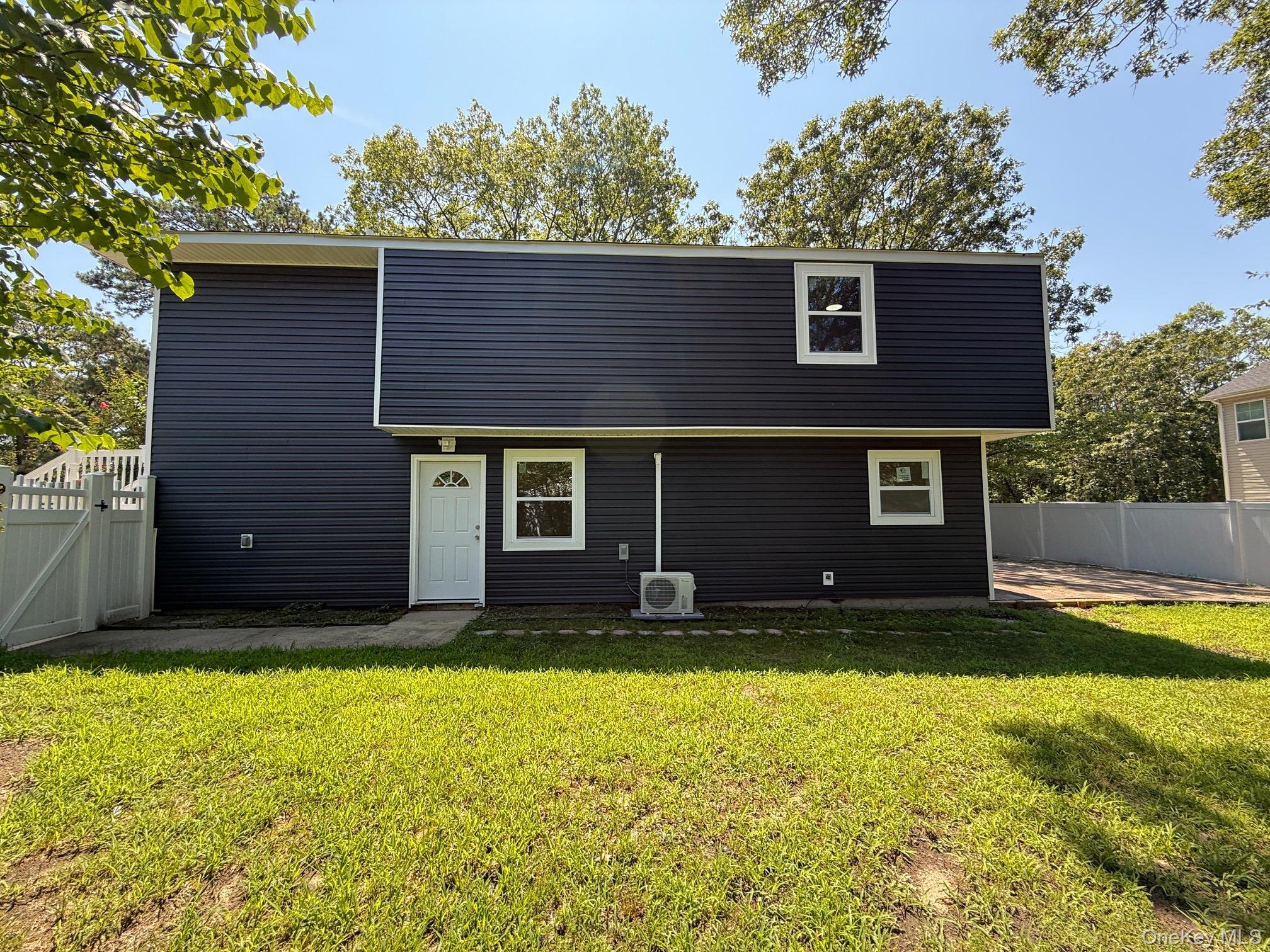 Single Family Chestnut  Suffolk County, NY 11727, MLS-919735-6