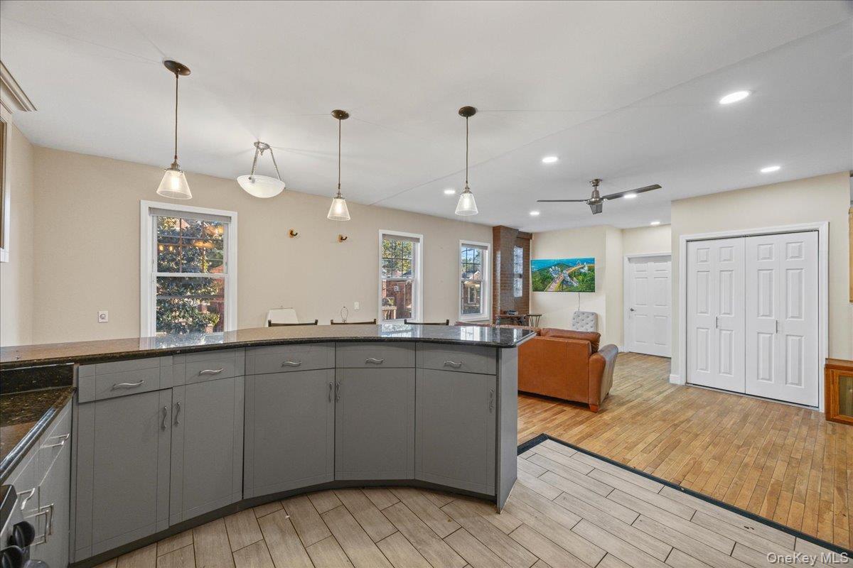 Single Family Irwin  Bronx, NY 10463, MLS-919749-17