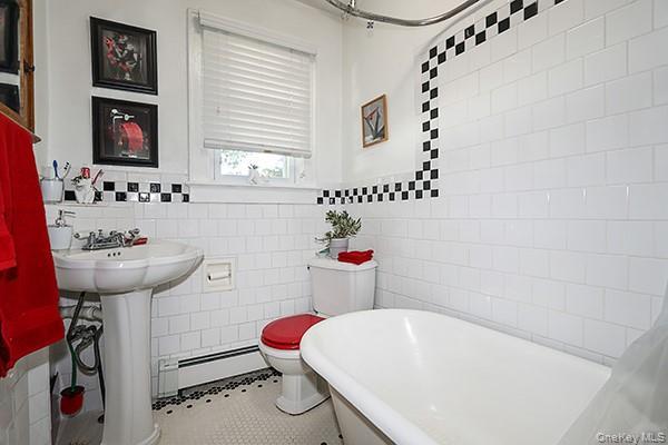 Single Family Kensington  Suffolk County, NY 11705, MLS-919750-18