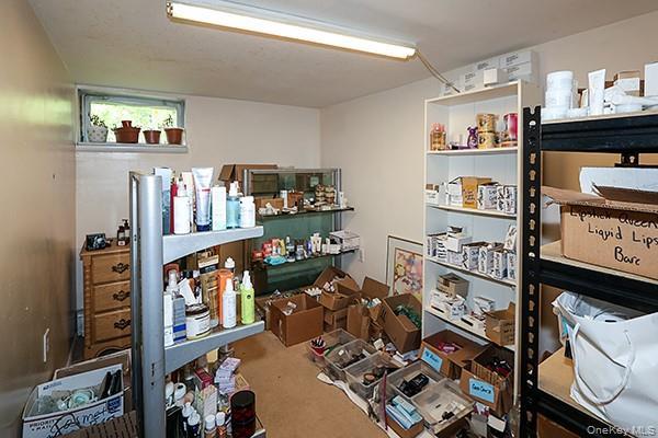 Single Family Kensington  Suffolk County, NY 11705, MLS-919750-25