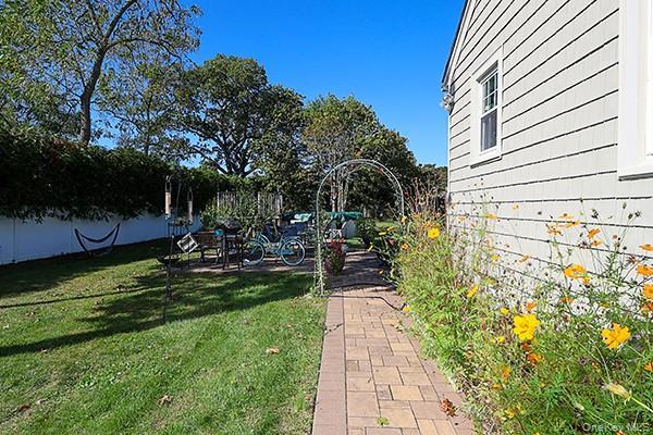 Single Family Kensington  Suffolk County, NY 11705, MLS-919750-27