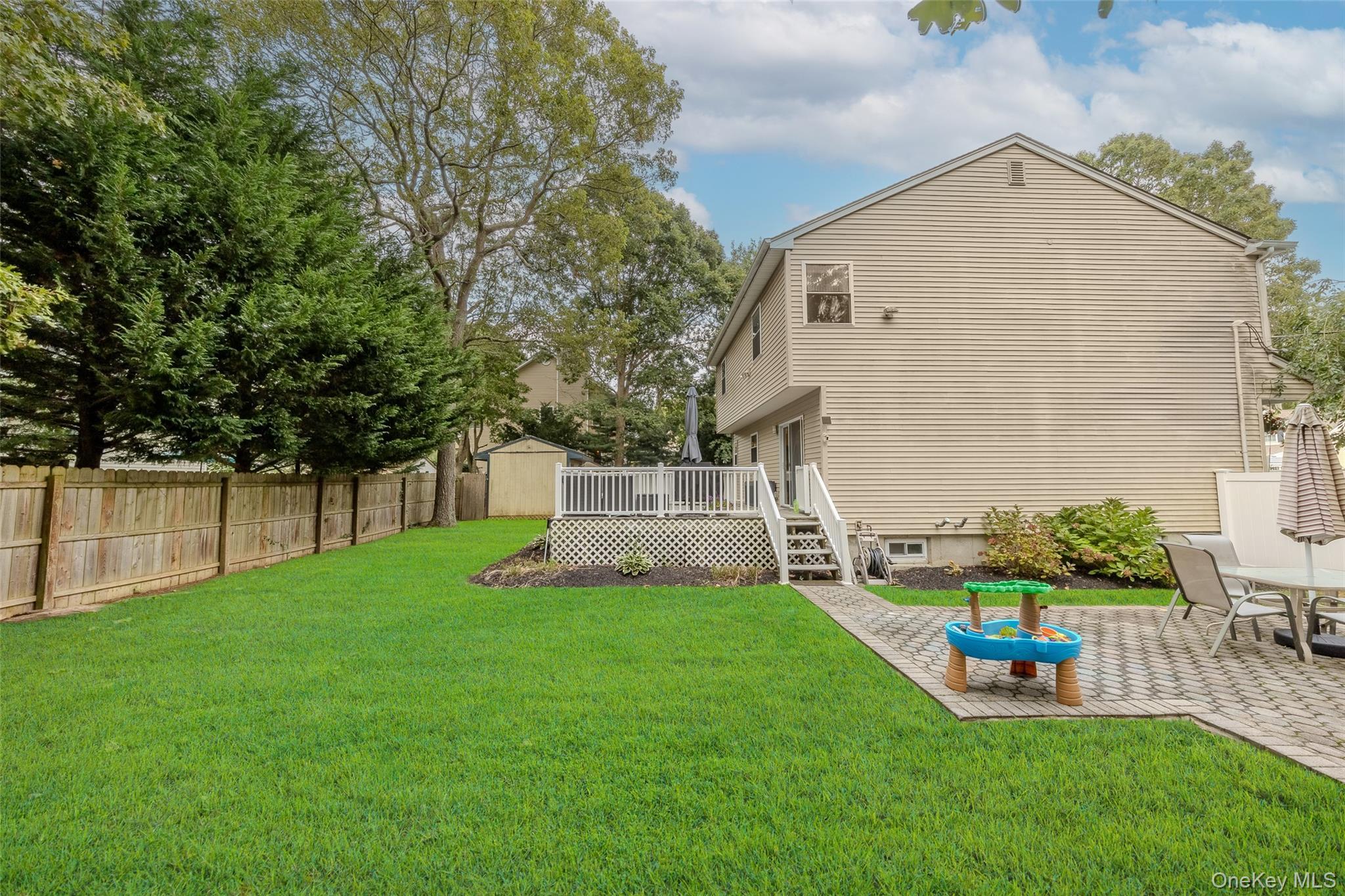 Single Family Baker Suffolk County, NY 11951, MLS-919764-21