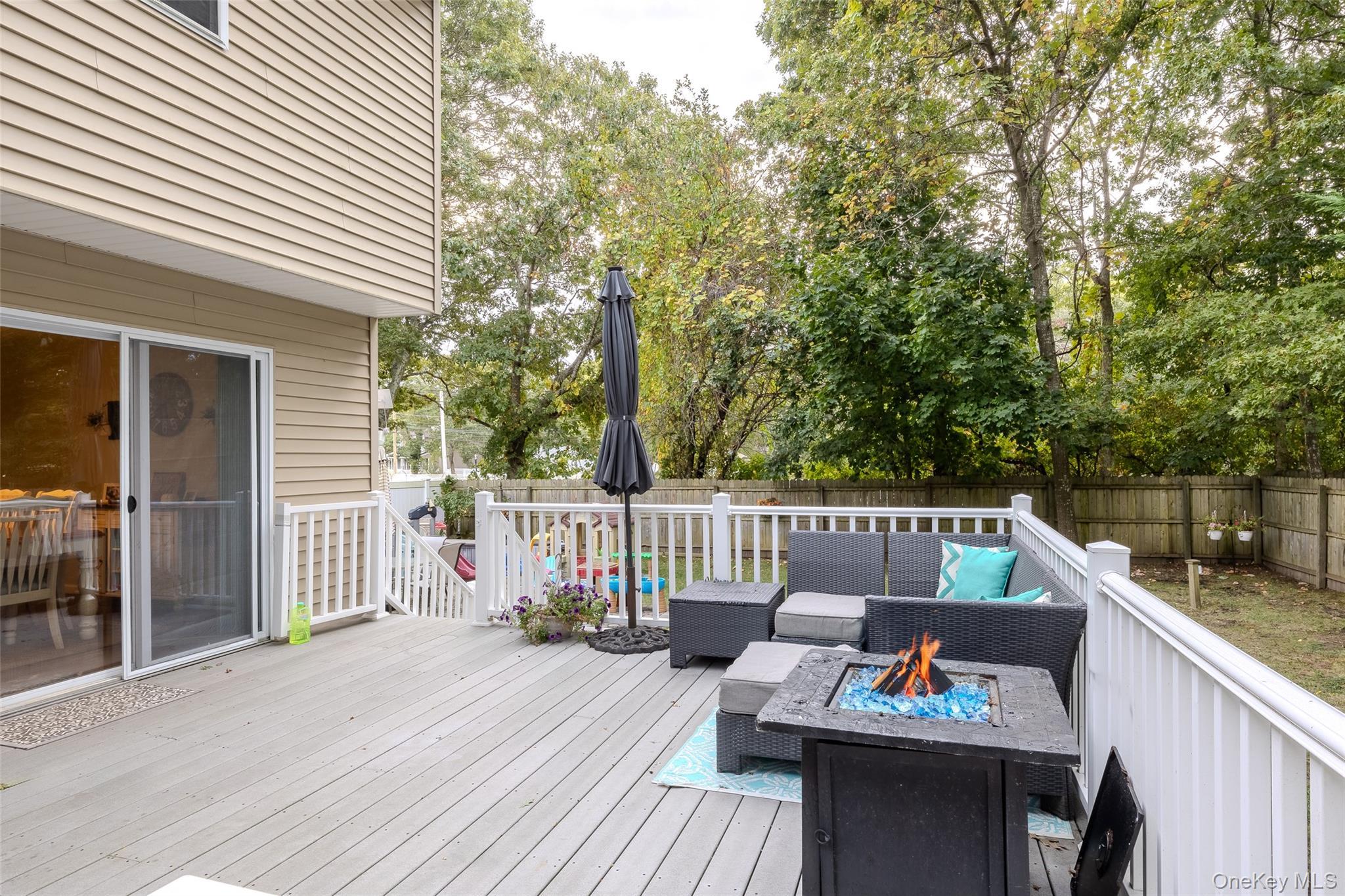 Single Family Baker Suffolk County, NY 11951, MLS-919764-23