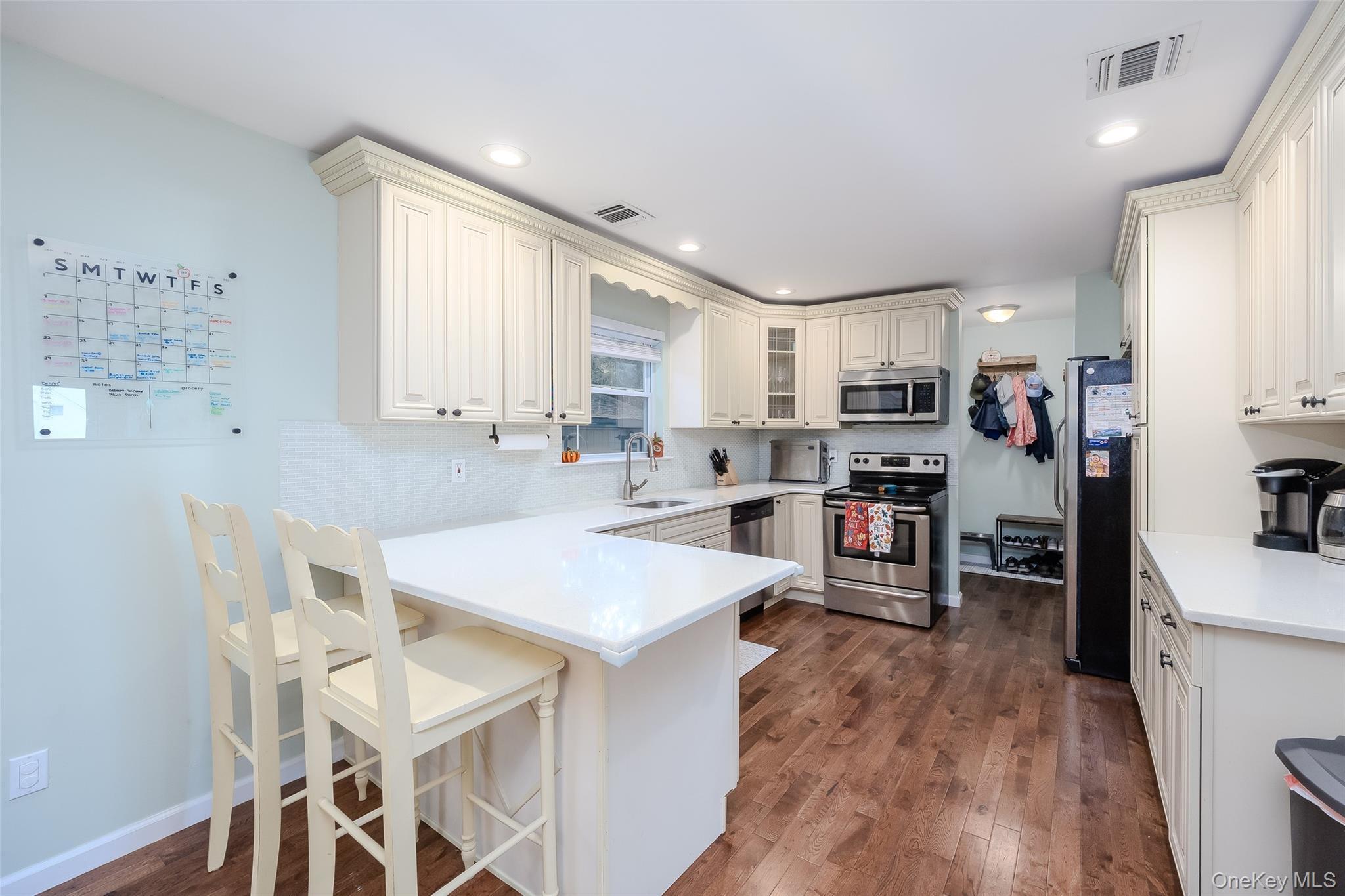 Single Family Baker Suffolk County, NY 11951, MLS-919764-4