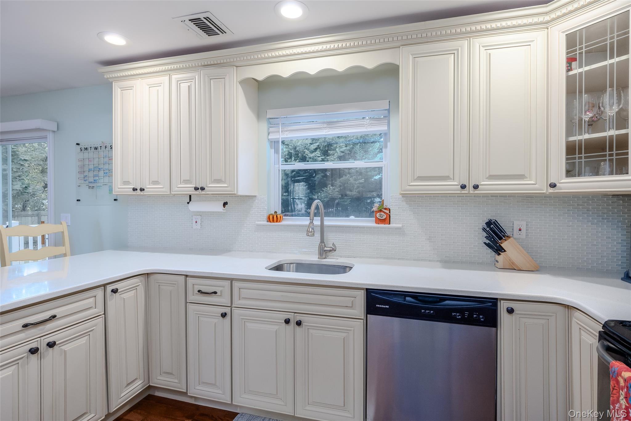 Single Family Baker Suffolk County, NY 11951, MLS-919764-5