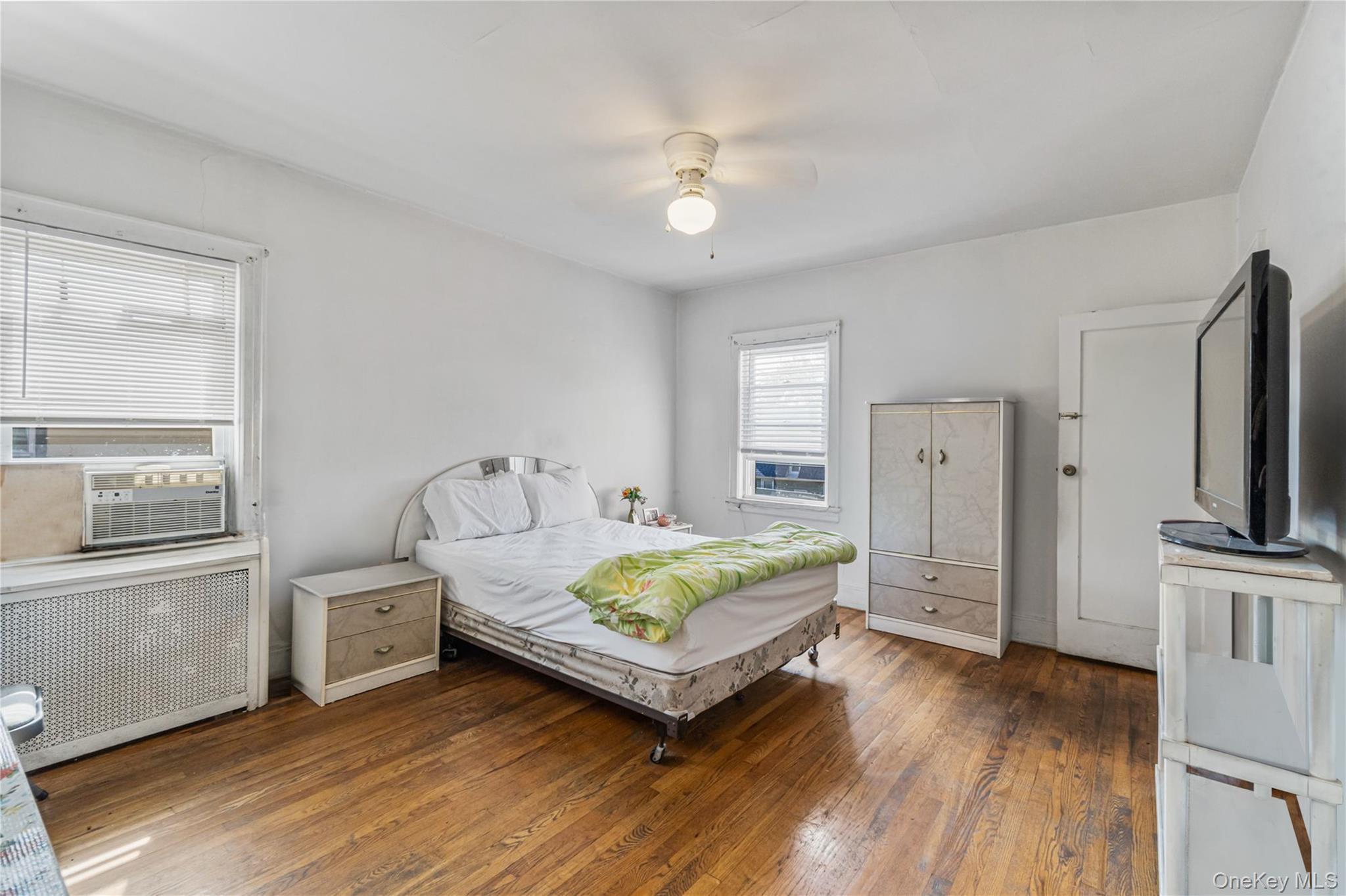 Single Family Francis Lewis Queens, NY 11428, MLS-919766-11