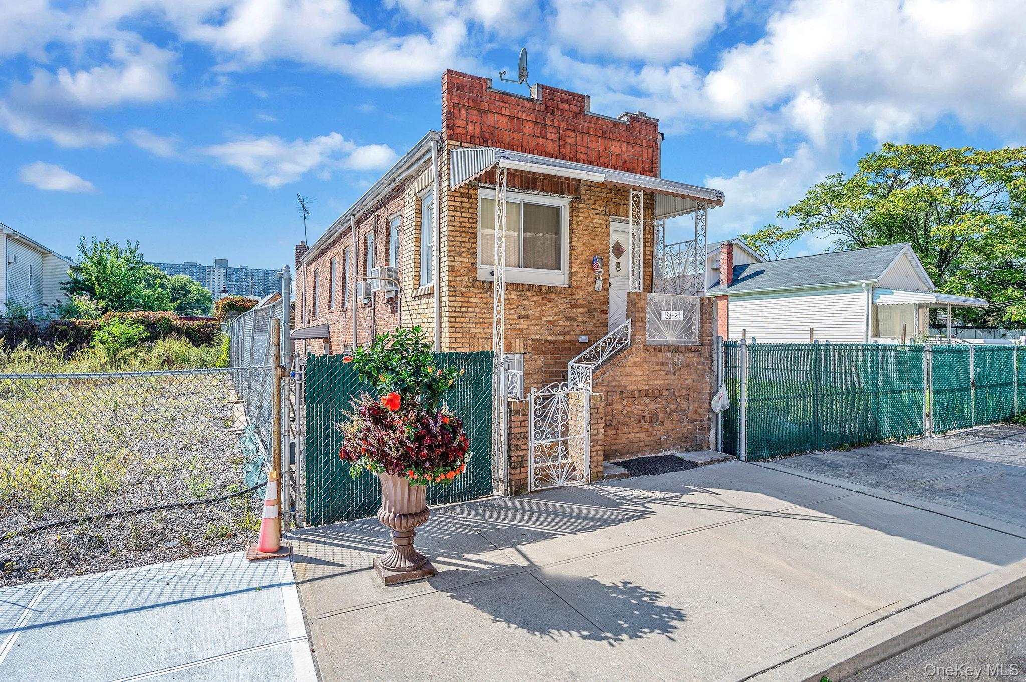 Single Family 78th  Queens, NY 11414, MLS-919767-2
