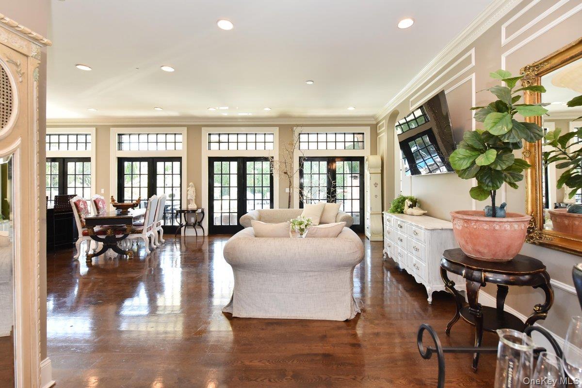 Single Family Monroe  Nassau County, NY 11710, MLS-919769-10