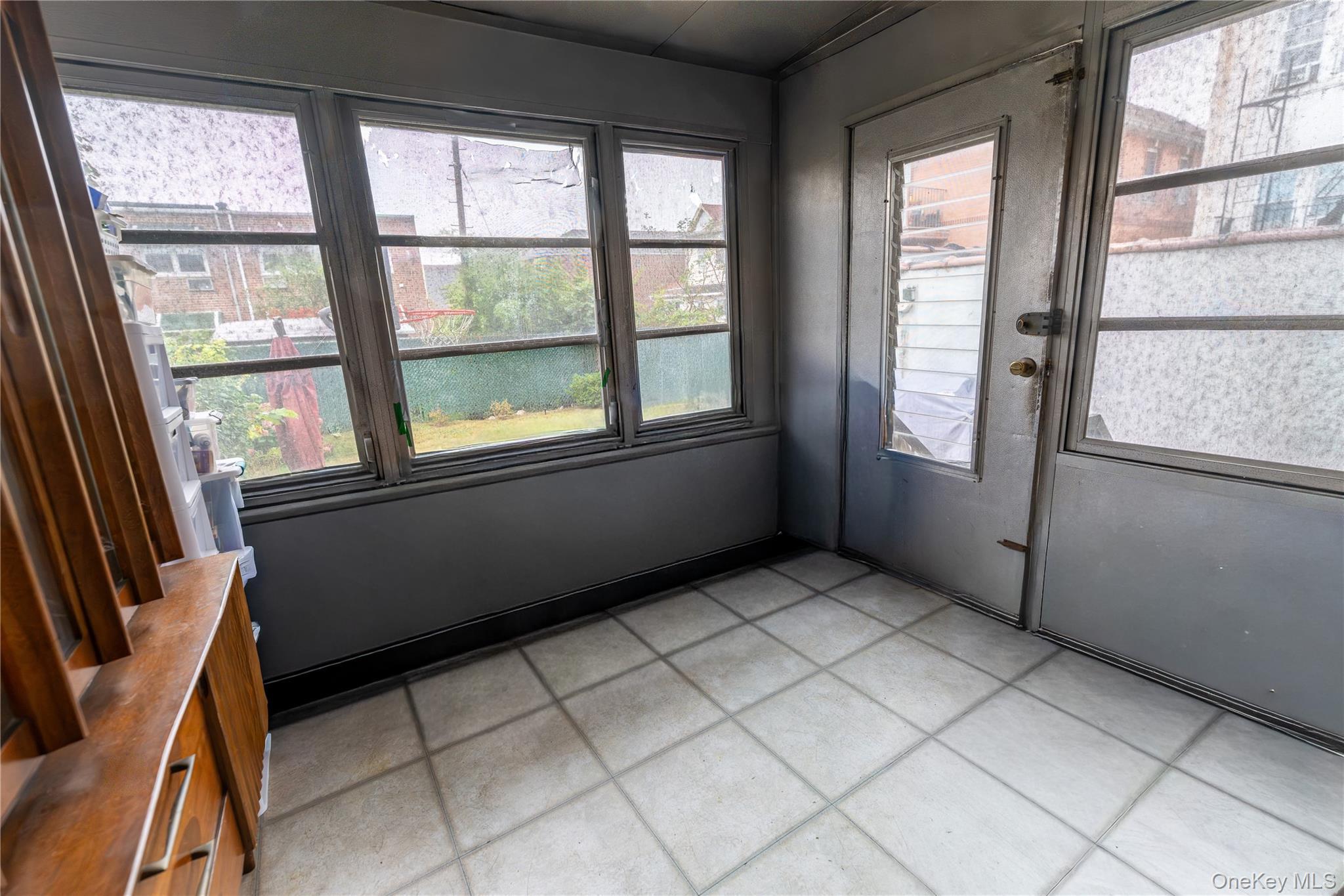 Single Family Young Bronx, NY 10469, MLS-919771-10