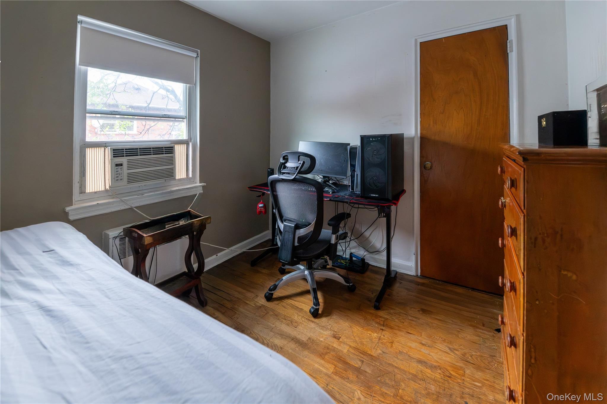 Single Family Young Bronx, NY 10469, MLS-919771-13