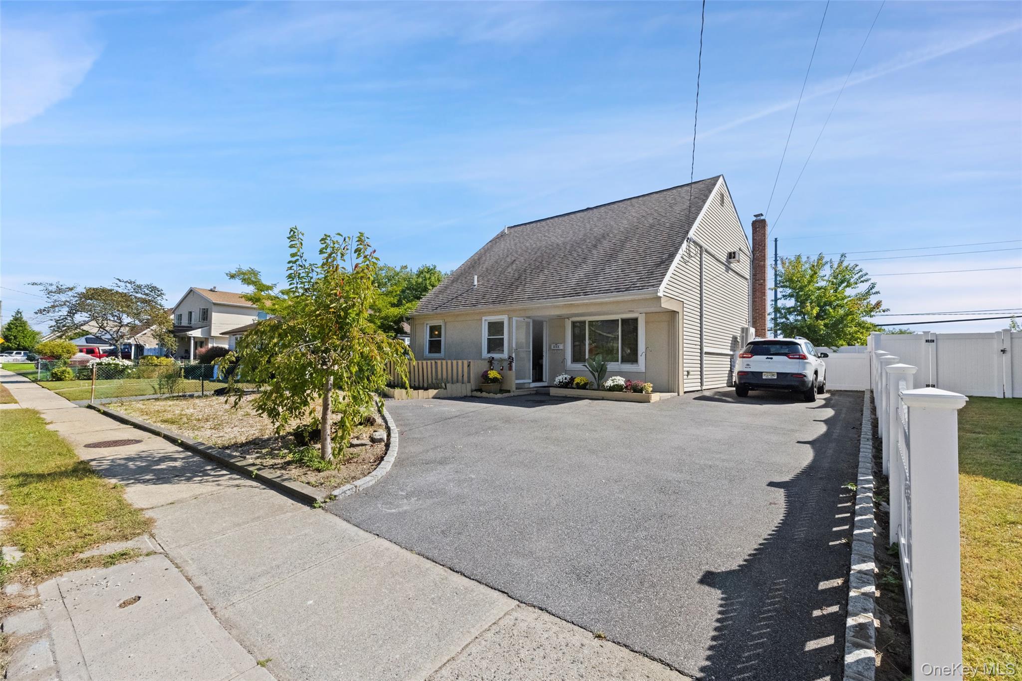 Single Family Nassau Lane  Nassau County, NY 11558, MLS-919776-2