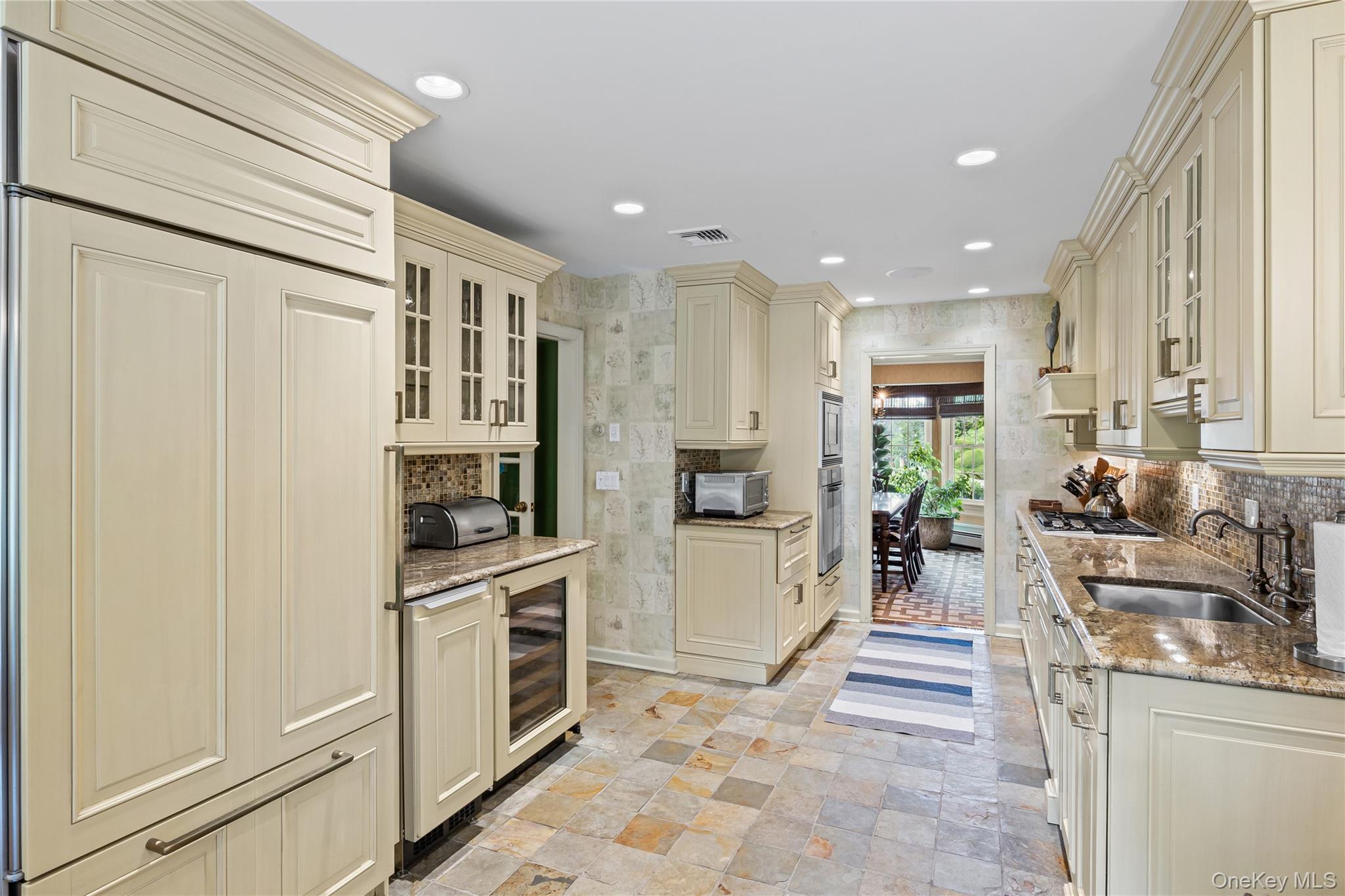 Single Family Bay Suffolk County, NY 11743, MLS-919790-12