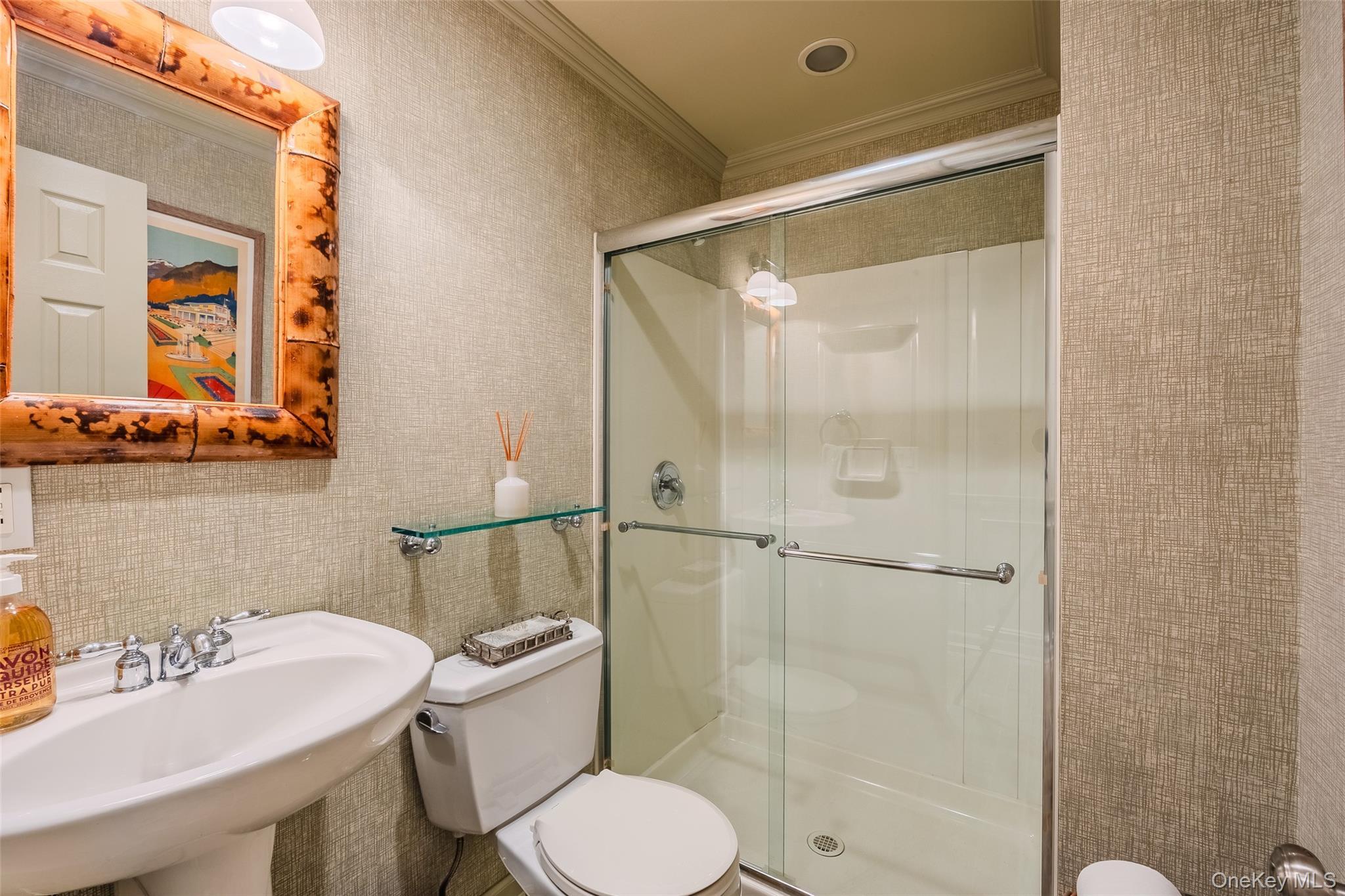 Single Family Bay Suffolk County, NY 11743, MLS-919790-18