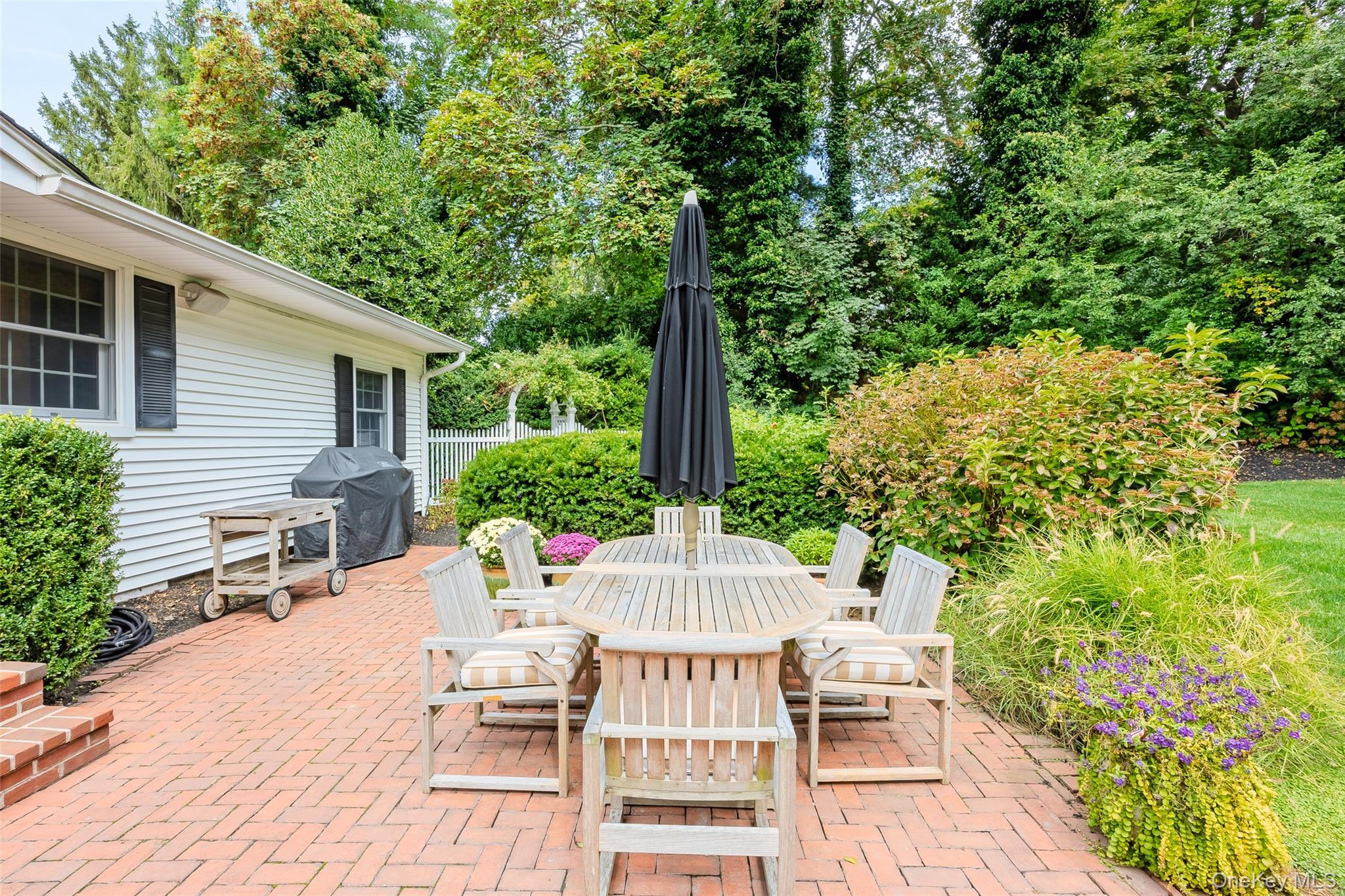 Single Family Bay Suffolk County, NY 11743, MLS-919790-31