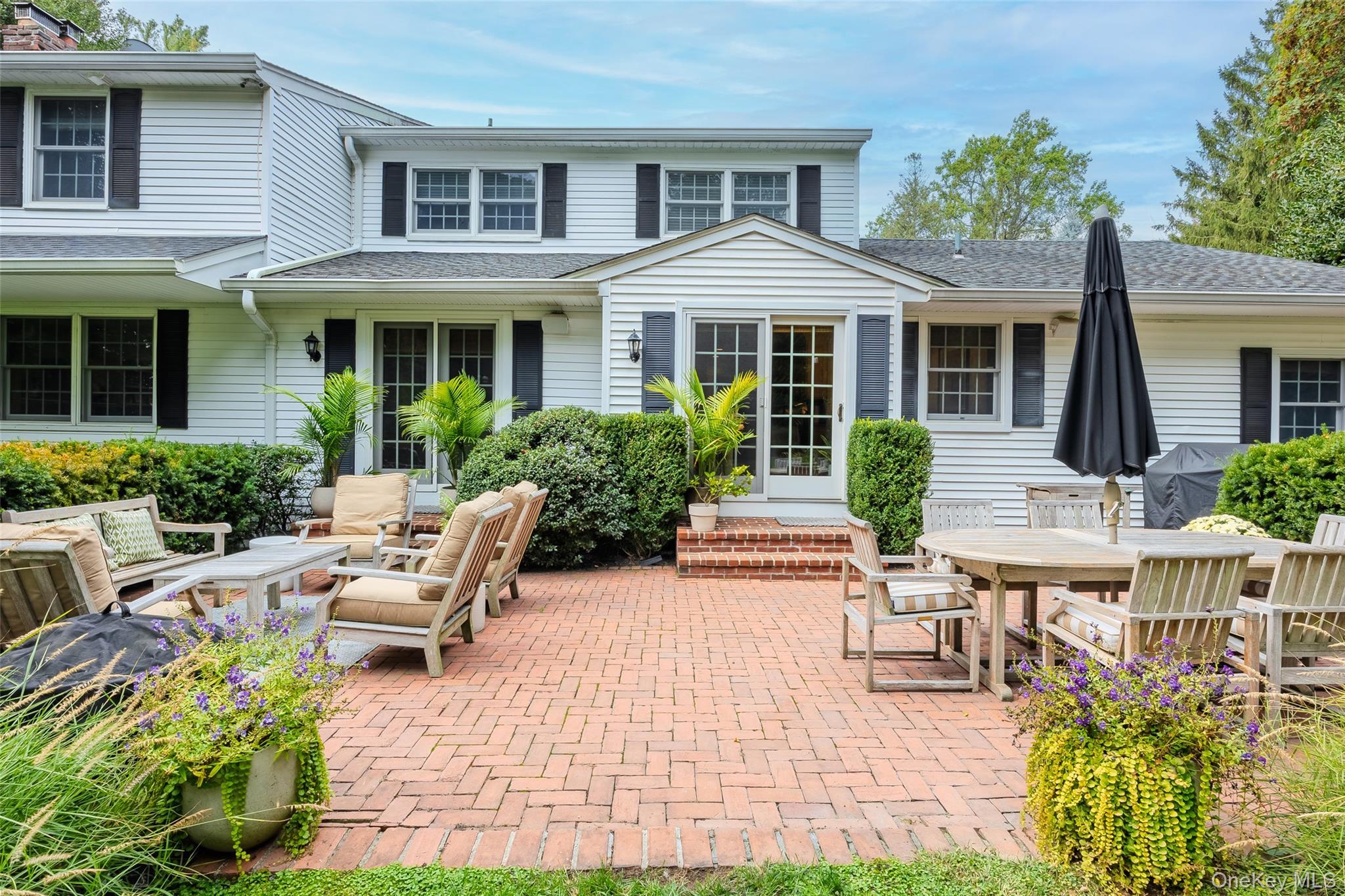 Single Family Bay Suffolk County, NY 11743, MLS-919790-32