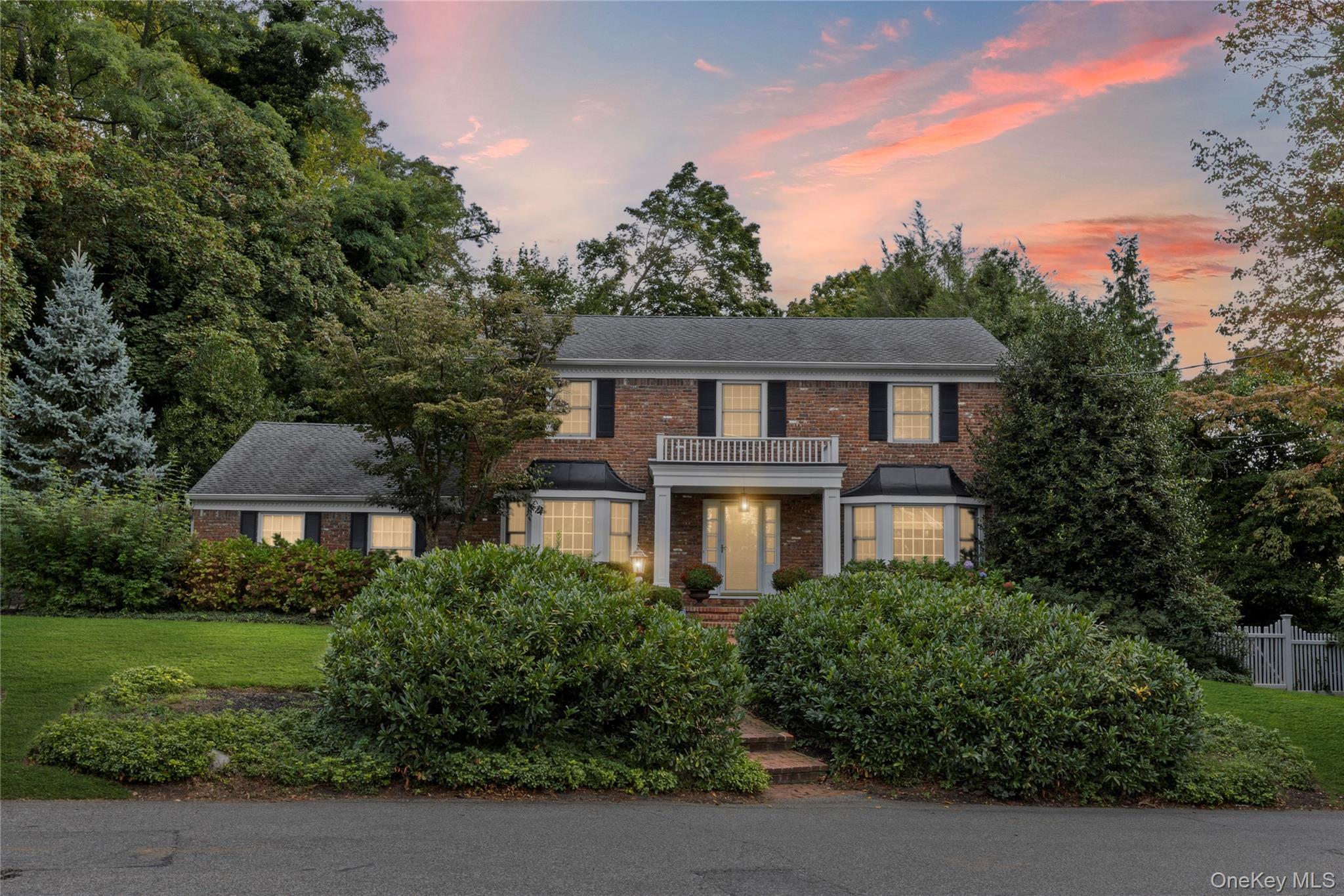 Single Family Bay Suffolk County, NY 11743, MLS-919790-38