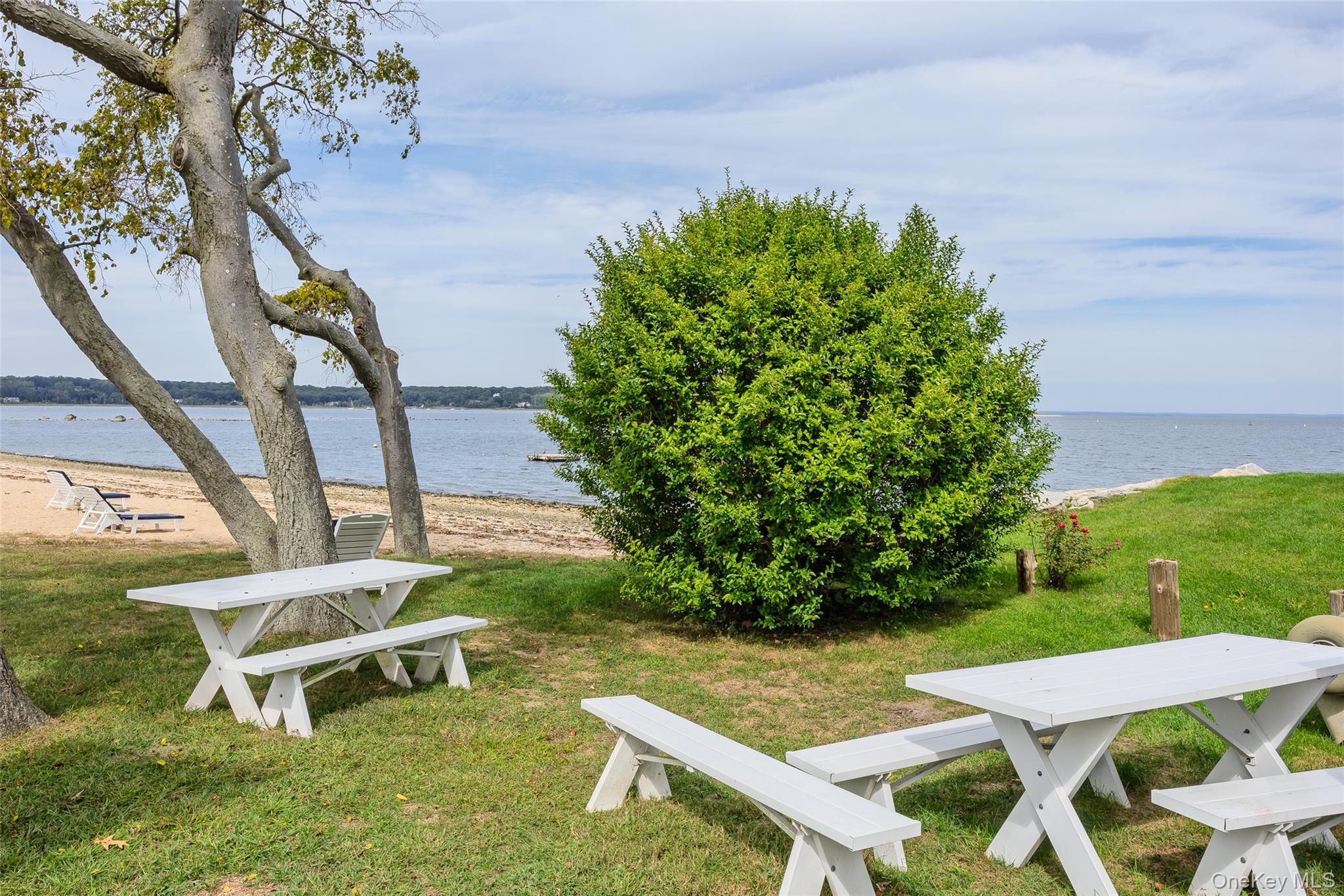 Single Family Bay Suffolk County, NY 11743, MLS-919790-43