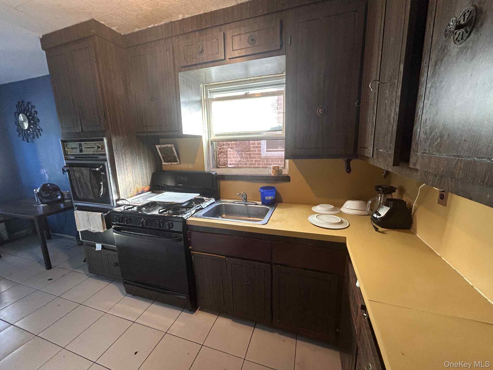 Single Family 41st Queens, NY 11368, MLS-919818-3