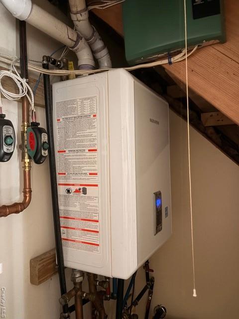 Single Family Hasbrouck  Orange County, NY 12550, MLS-919836-15