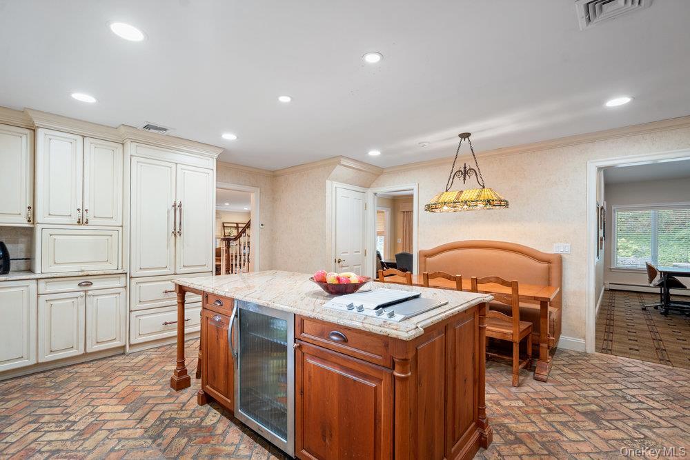 Single Family Chestnut Nassau County, NY 11576, MLS-919840-10