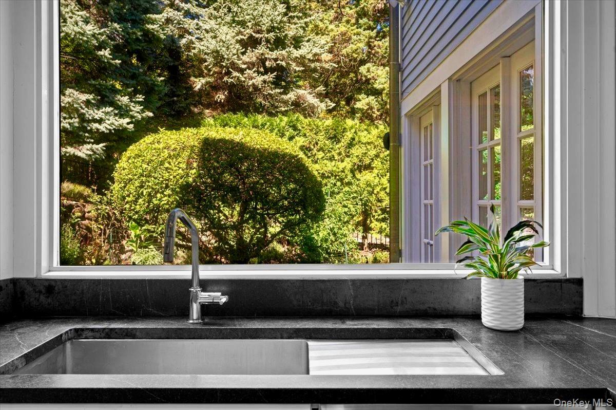 Single Family River Rockland County, NY 10960, MLS-919881-18