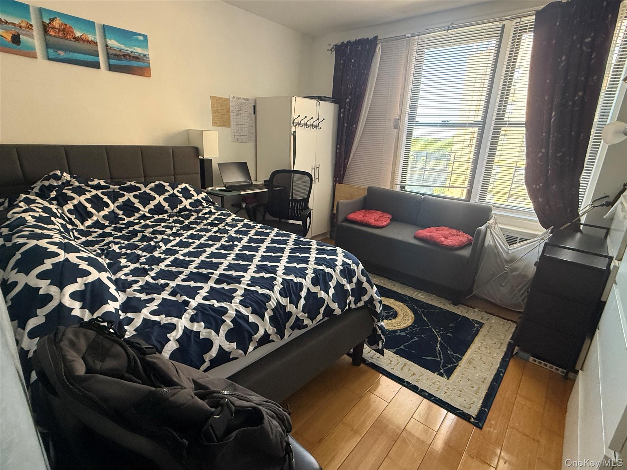 Condo Leverich  Queens, NY 11372, MLS-919896-12