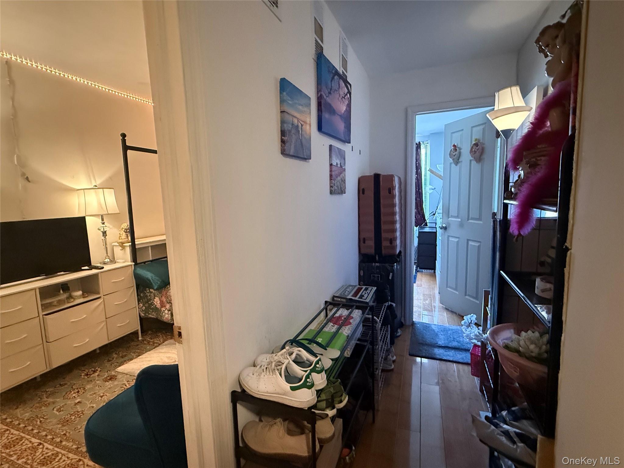 Condo Leverich  Queens, NY 11372, MLS-919896-15