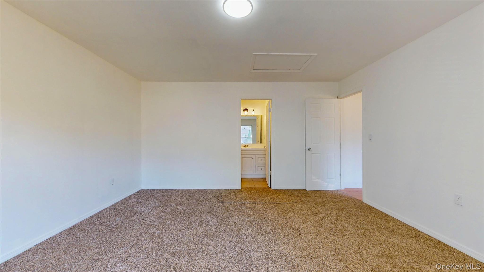 Single Family Brushwood  Suffolk County, NY 11967, MLS-919908-11