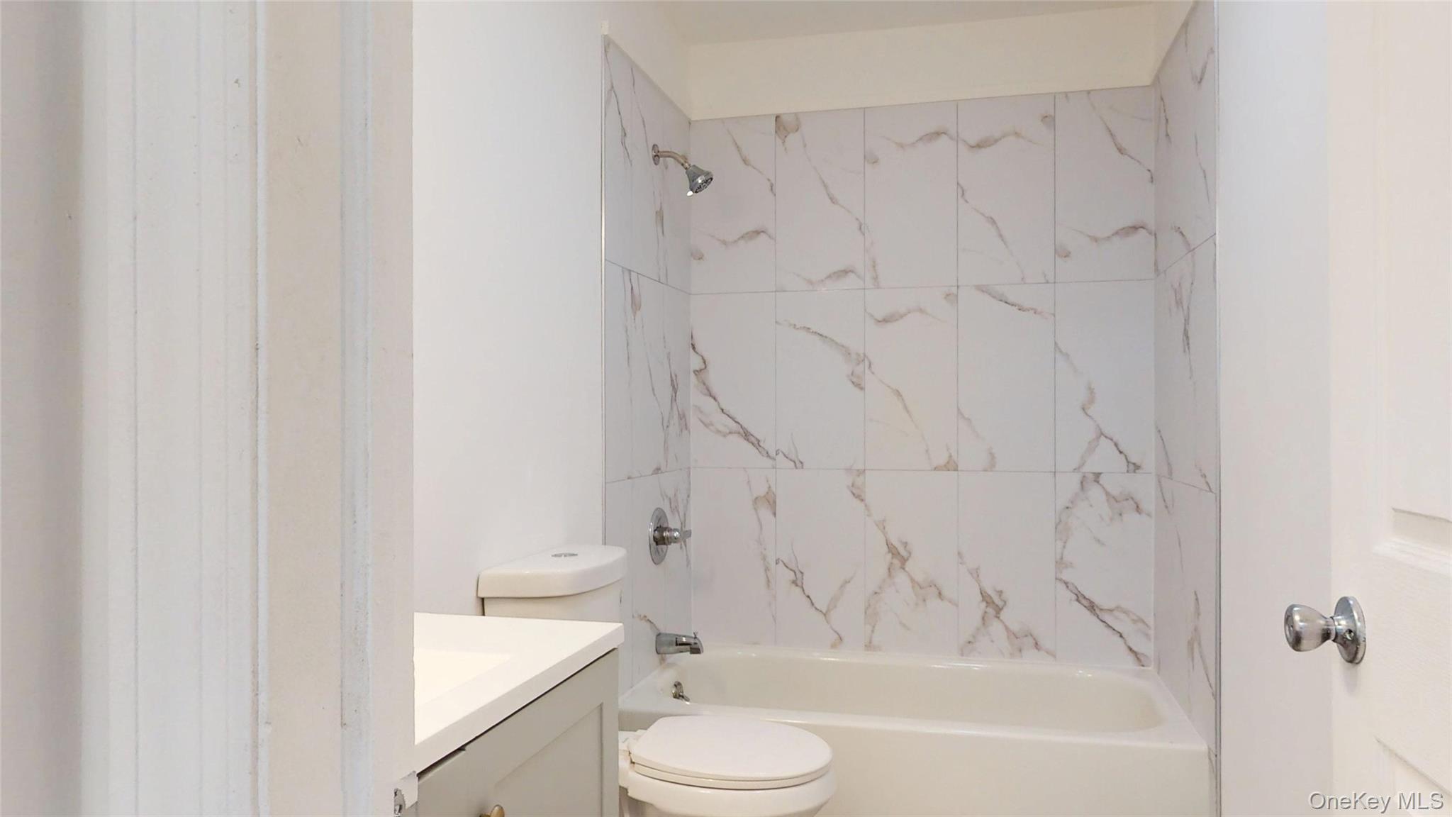 Single Family Brushwood  Suffolk County, NY 11967, MLS-919908-16