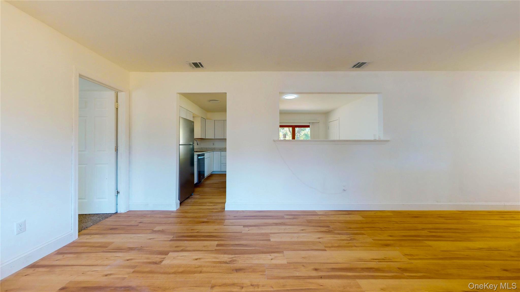 Single Family Brushwood  Suffolk County, NY 11967, MLS-919908-5